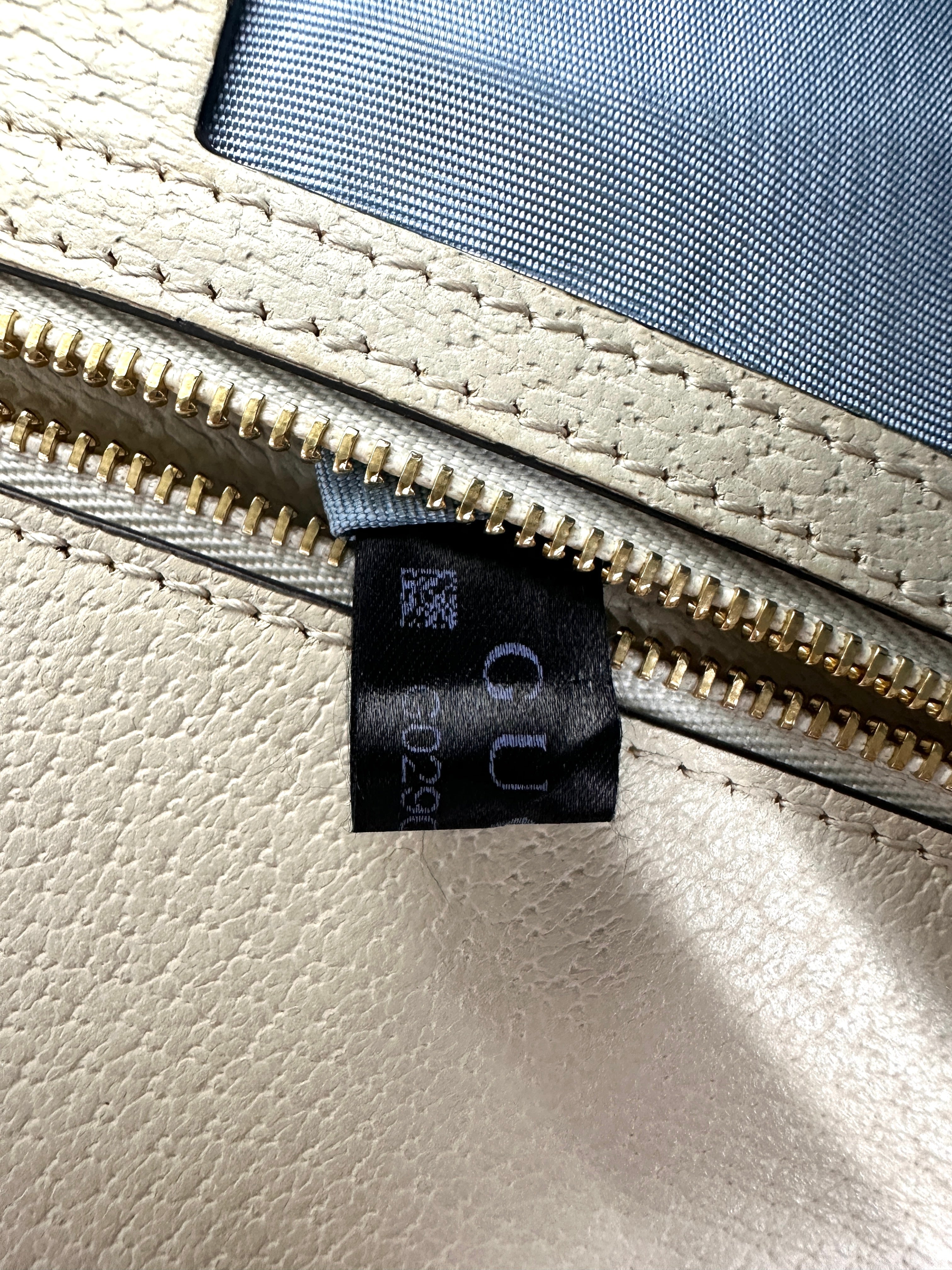 Gucci Sylvie Bee Star White Leather Shoulder Bag GG861