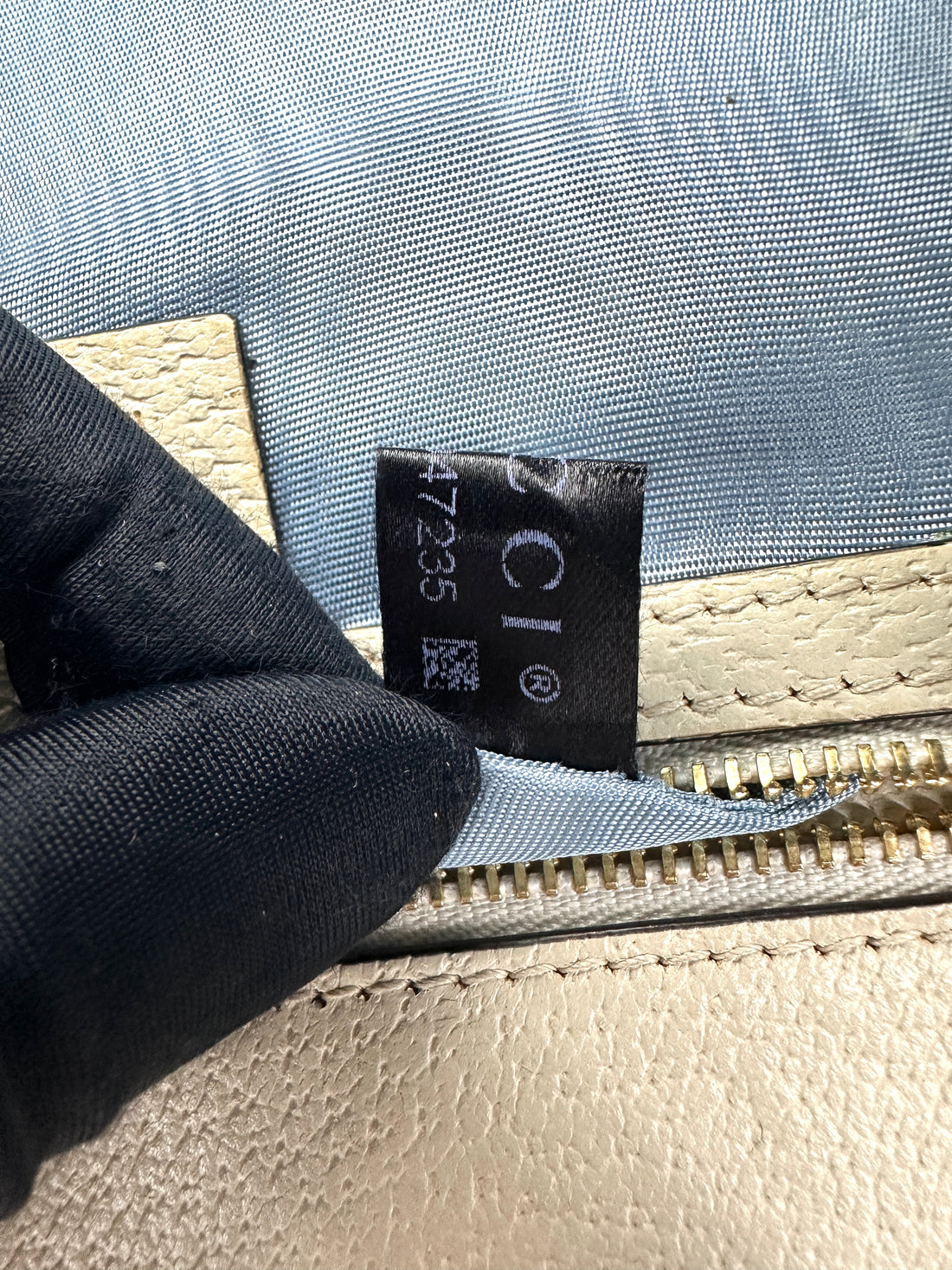 Gucci Sylvie Bee Star White Leather Shoulder Bag GG861