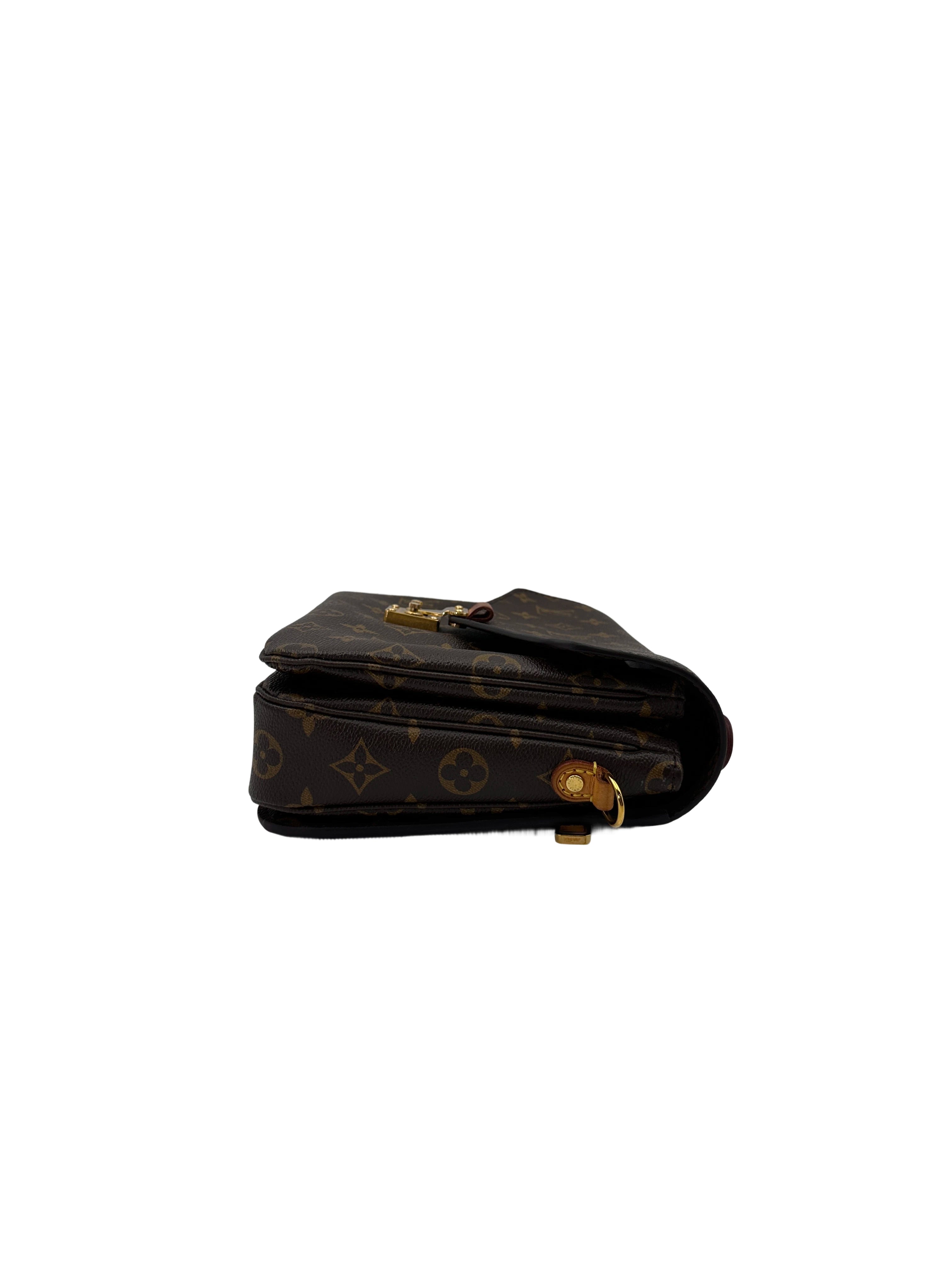 Louis Vuitton Monogram Canvas Pochette Metis LV2467