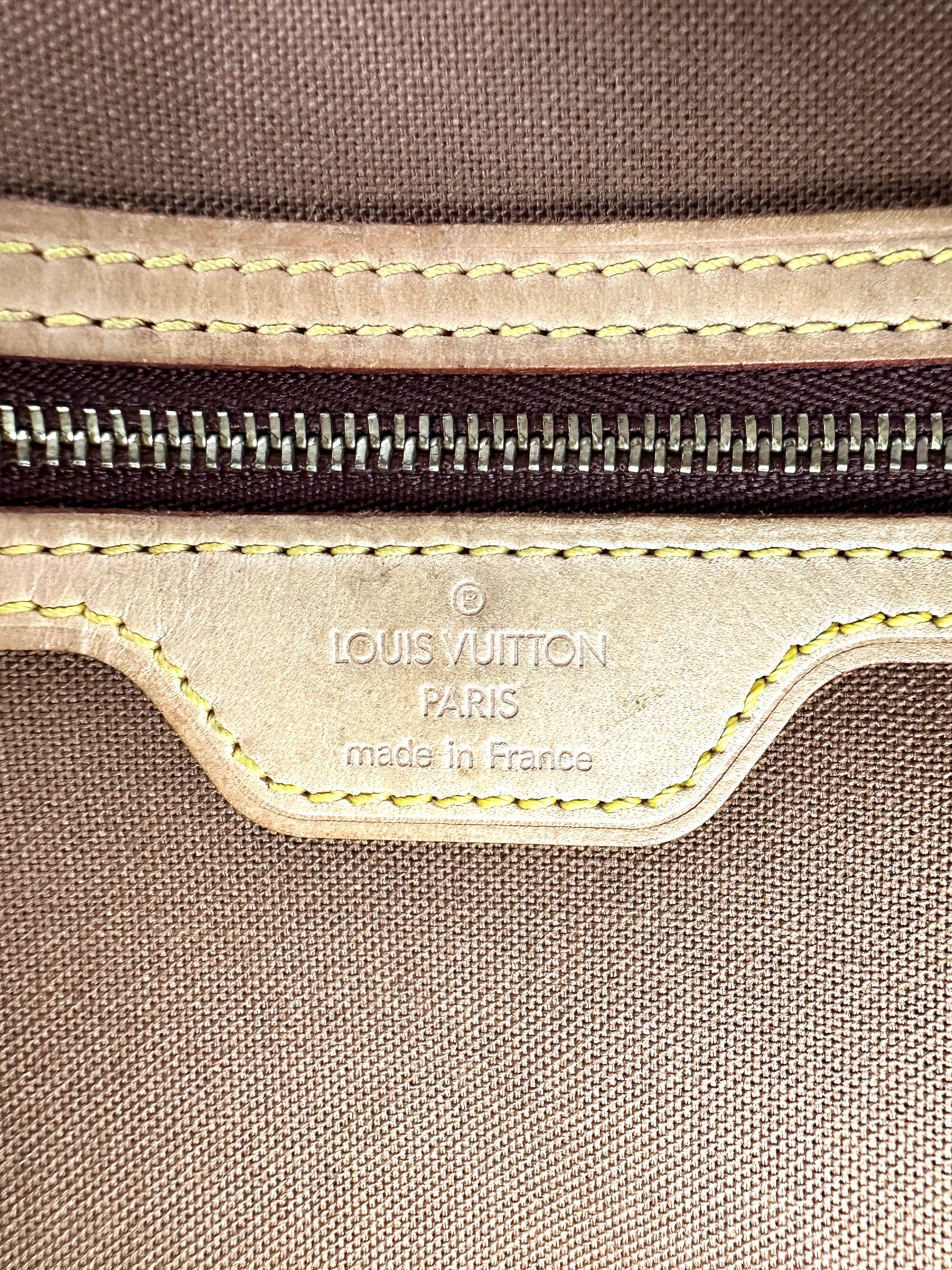 Louis Vuitton Loop Monogram Canvas Shoulder Bag LV2472
