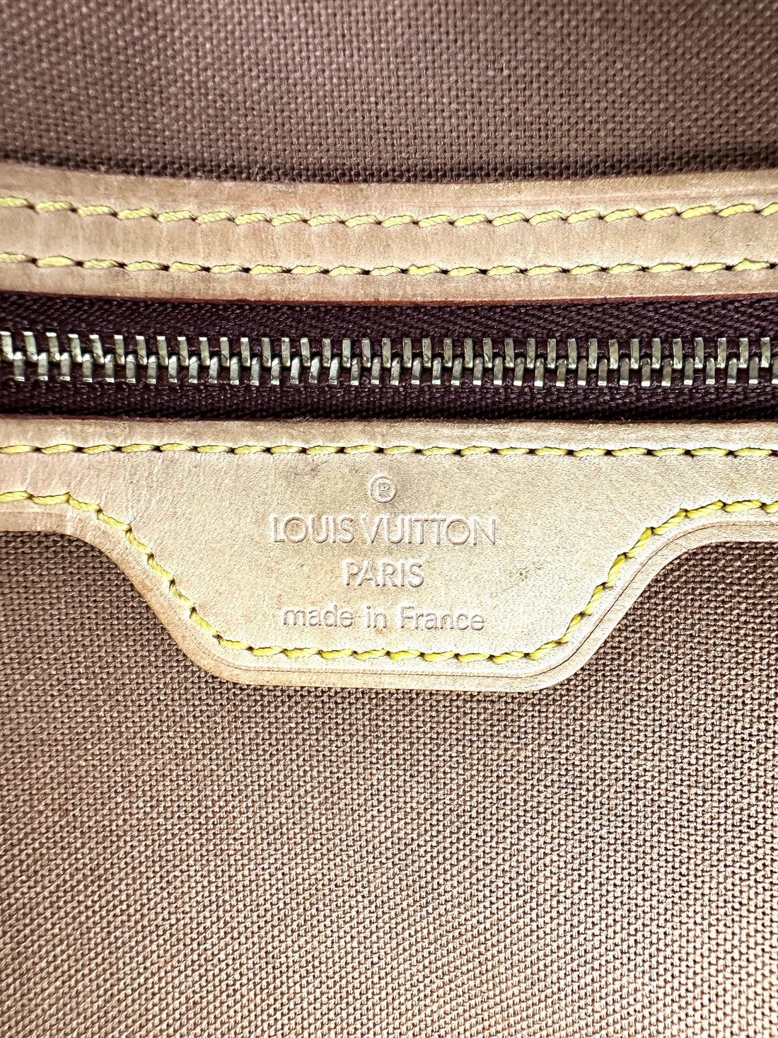 Louis Vuitton Loop Monogram Canvas Shoulder Bag LV2472