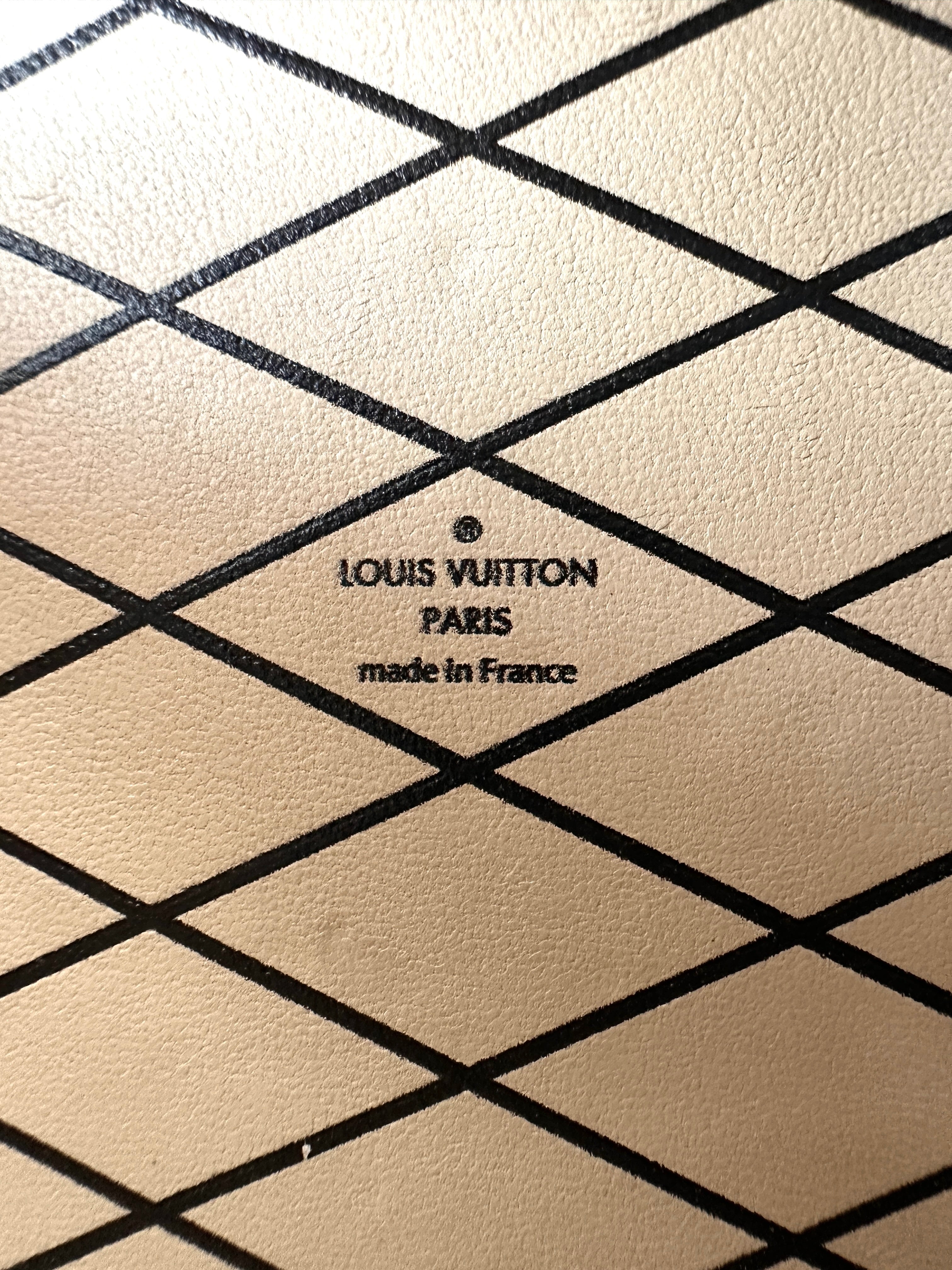 Louis Vuitton Petite Malle Black Epi Leather Shoulder Bag LV2479