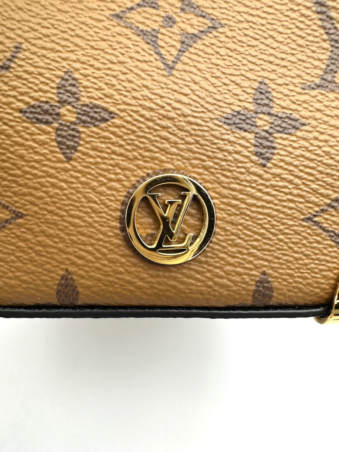 Louis Vuitton Noe Purse LV Charms Monogram Reverse Canvas Bucket Bag LV2477