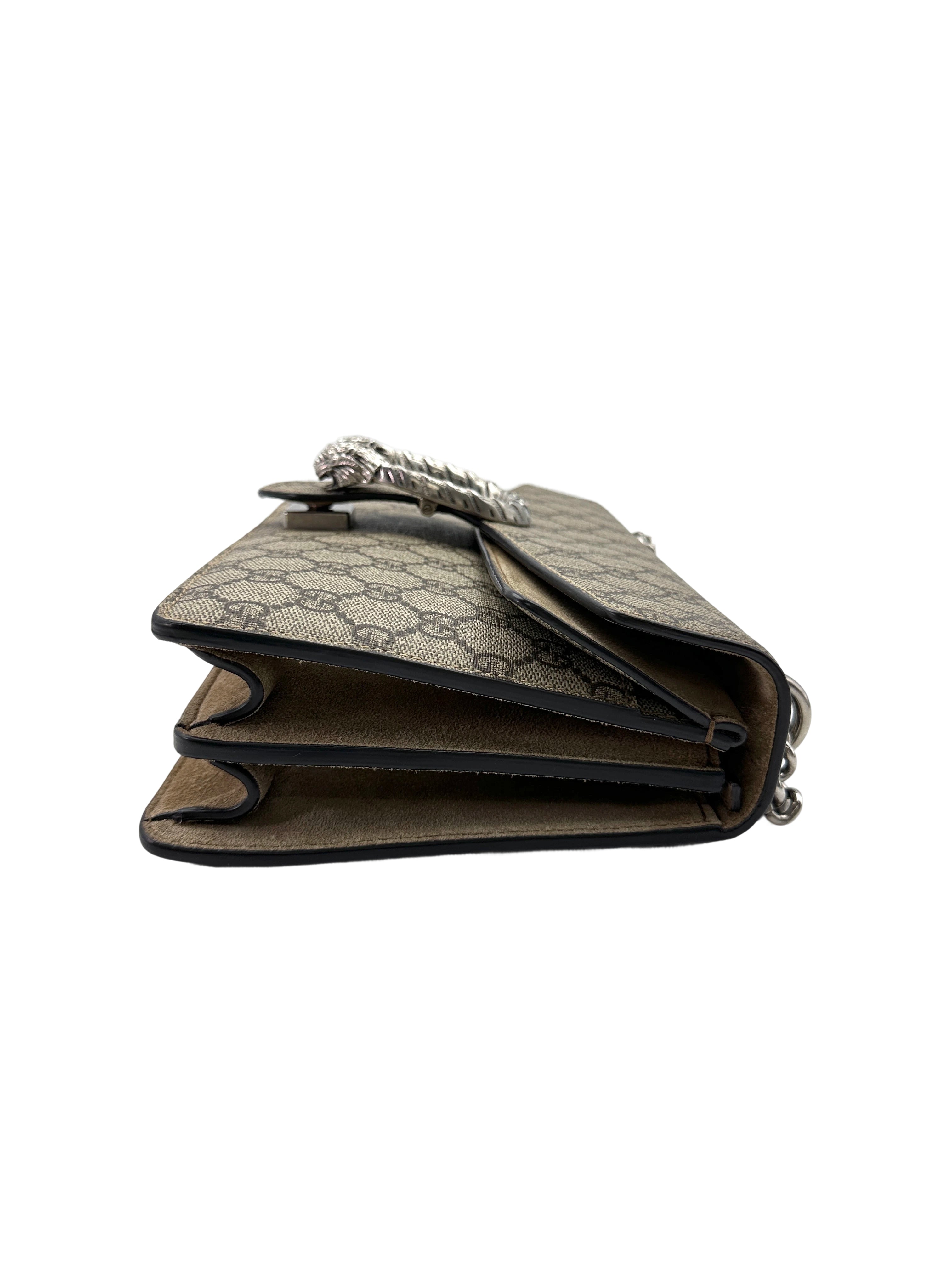 Gucci Dionysus GG Supreme Canvas Shoulder Bag With Beige Tirm GG862