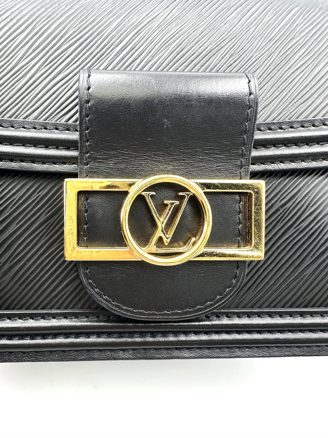 Louis Vuitton Dauphine Black Epi Leather Shoulder Bag LV2480