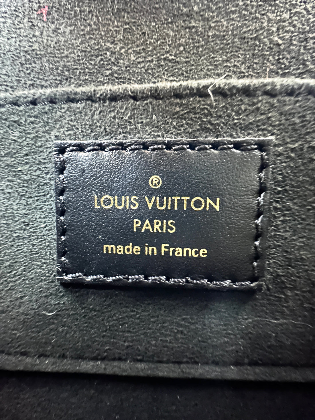 Louis Vuitton Dauphine Black Epi Leather Shoulder Bag LV2480