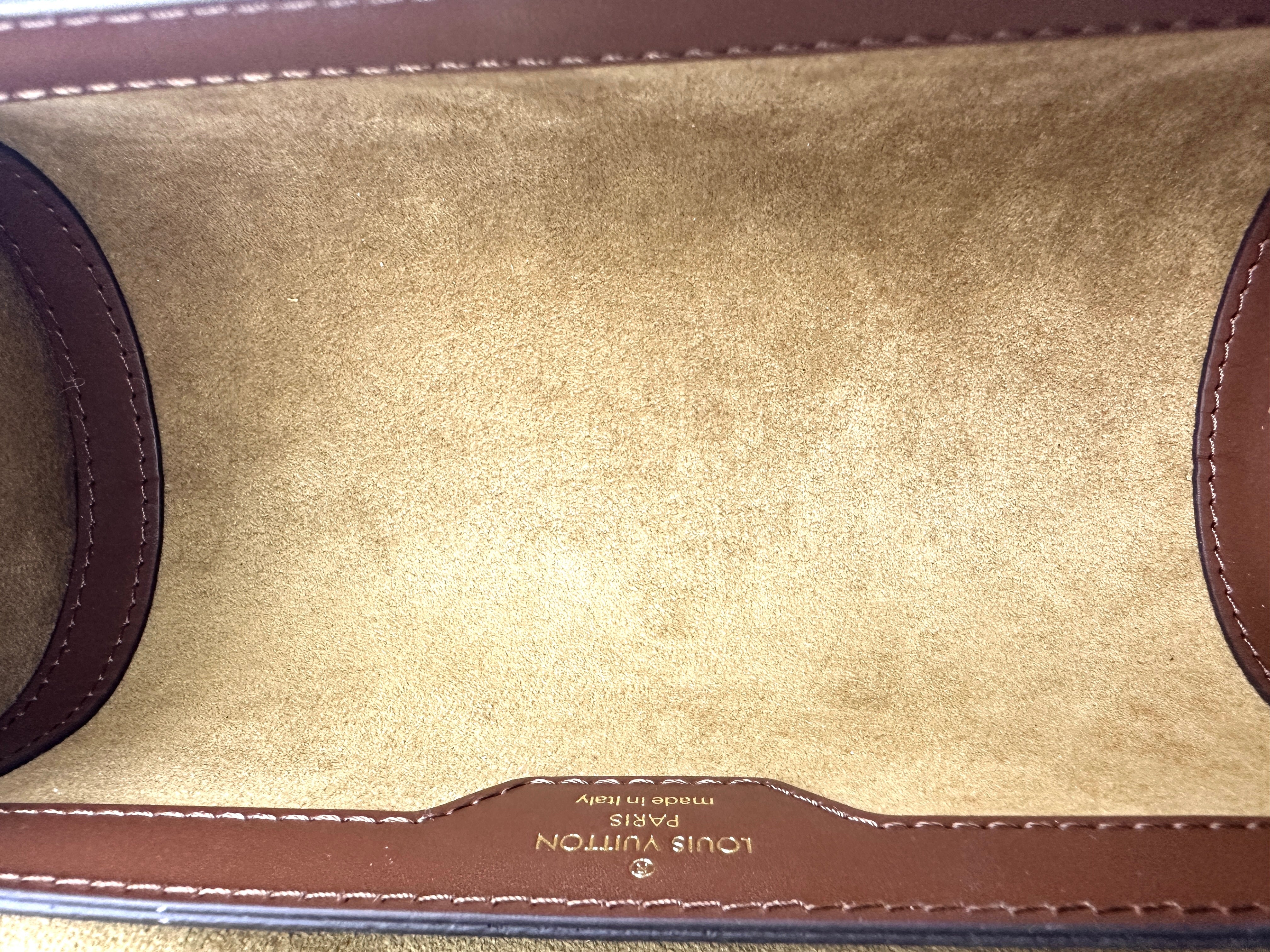 Louis Vuitton Papillon Monogram Canvas Shoulder Bag LV2481