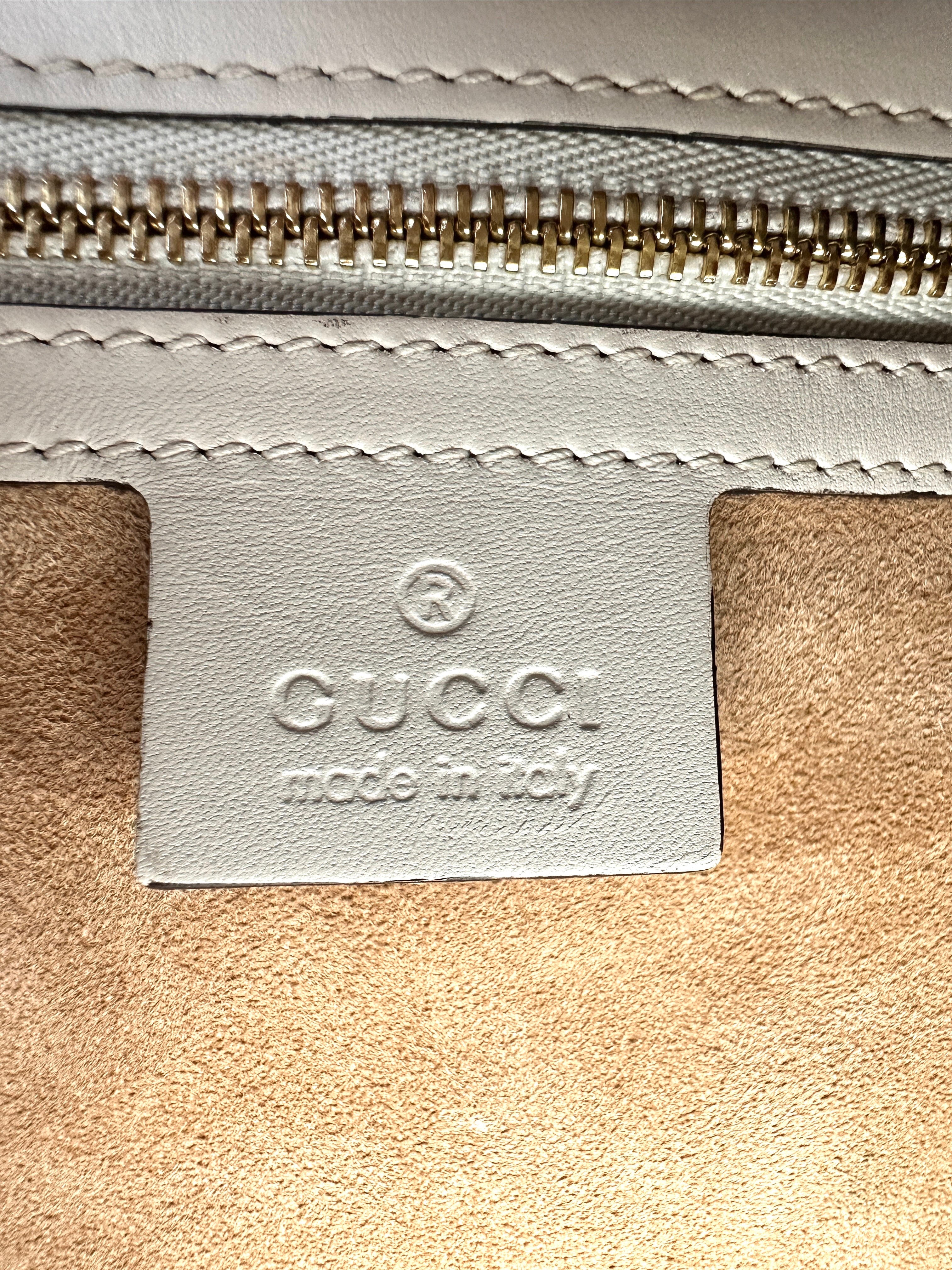 Gucci Sylvie White Leather Medium Size Shoulder Bag GG866