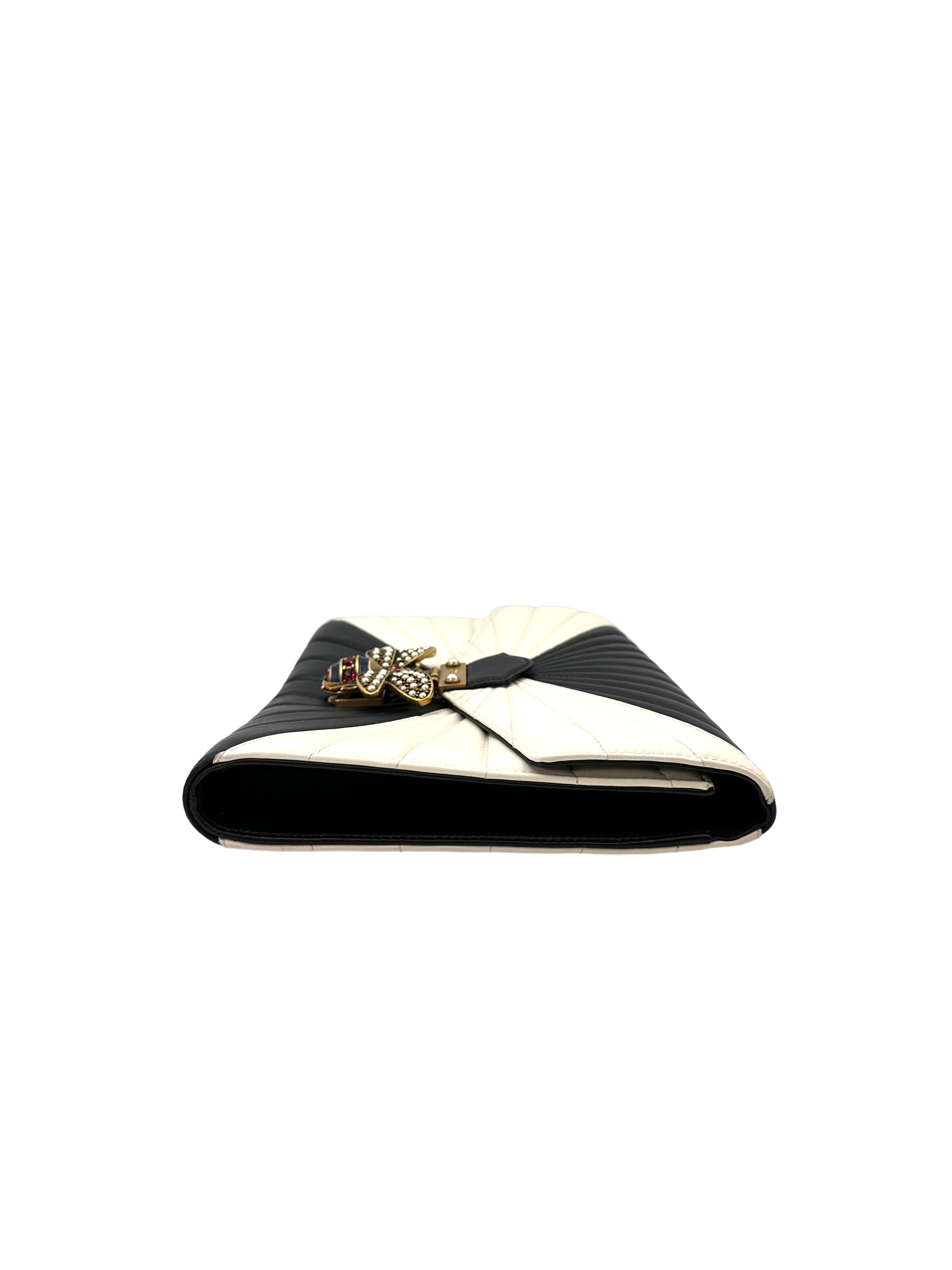 Gucci Queen Margaret Bee Black/White Quilted Leather Clutch Bag GG865