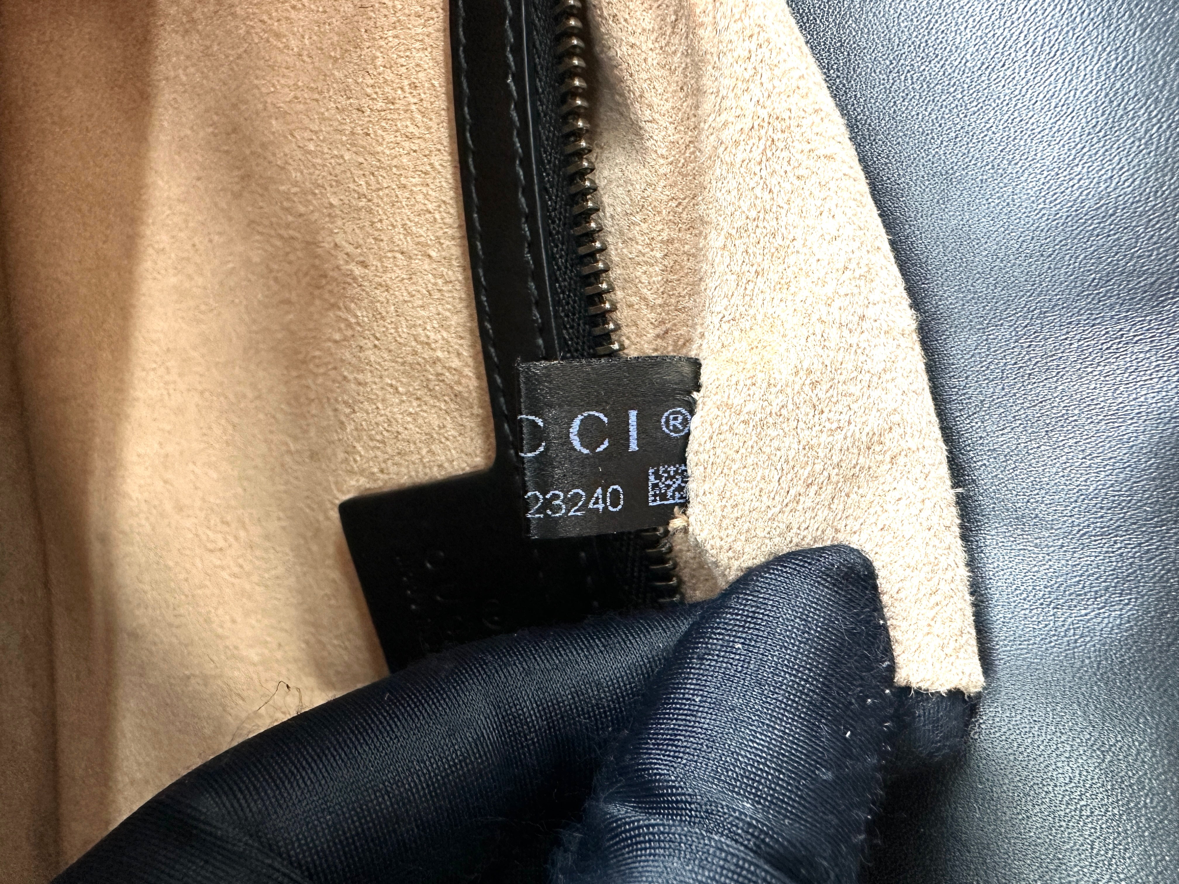 Gucci Queen Margaret Bee Black/White Quilted Leather Clutch Bag GG865