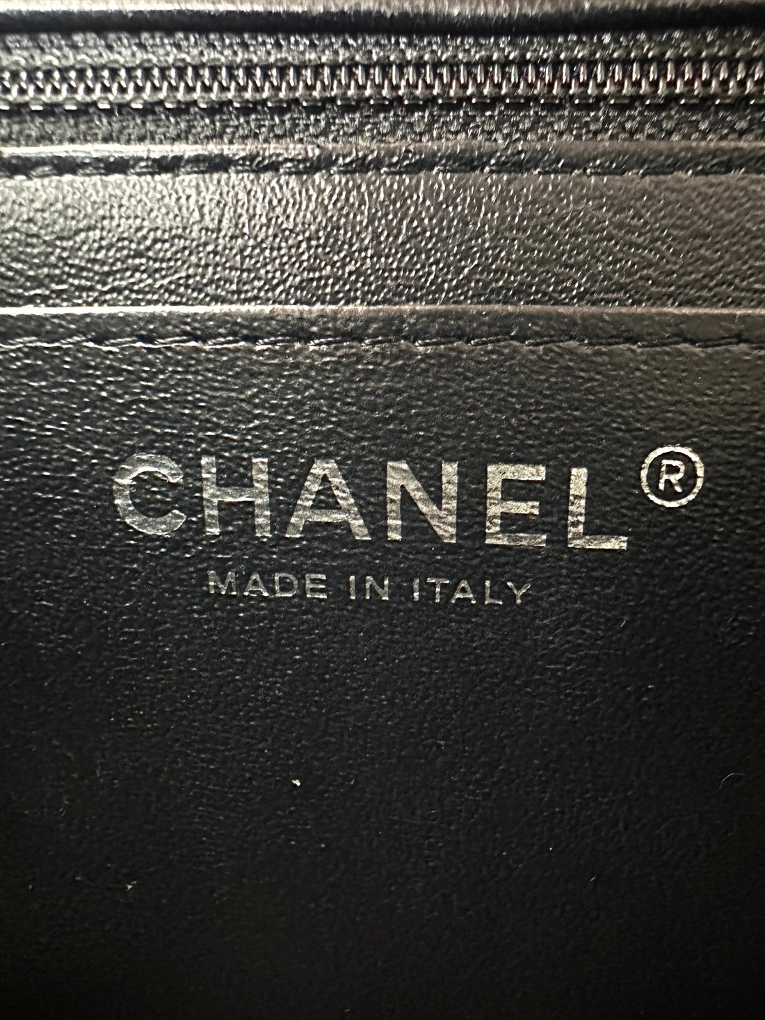 Chanel Black Chevron Quilted Leather Mini Square Flap Bag(30***16) CC1812