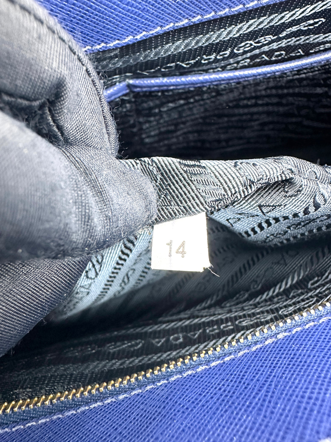 Prada Galleria Blue Saffiano Lux Leather Handle Bag PR282