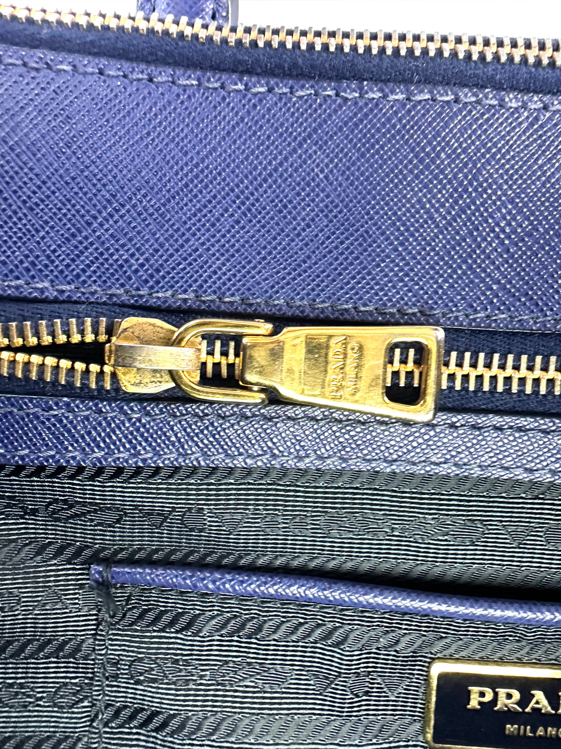 Prada Galleria Blue Saffiano Lux Leather Handle Bag PR282