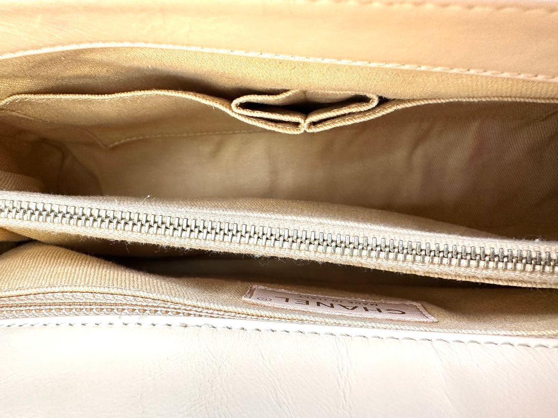 Chanel CoCo Handle White Chevron Quilted Leather Shoulder Bag(24***81) CC1816