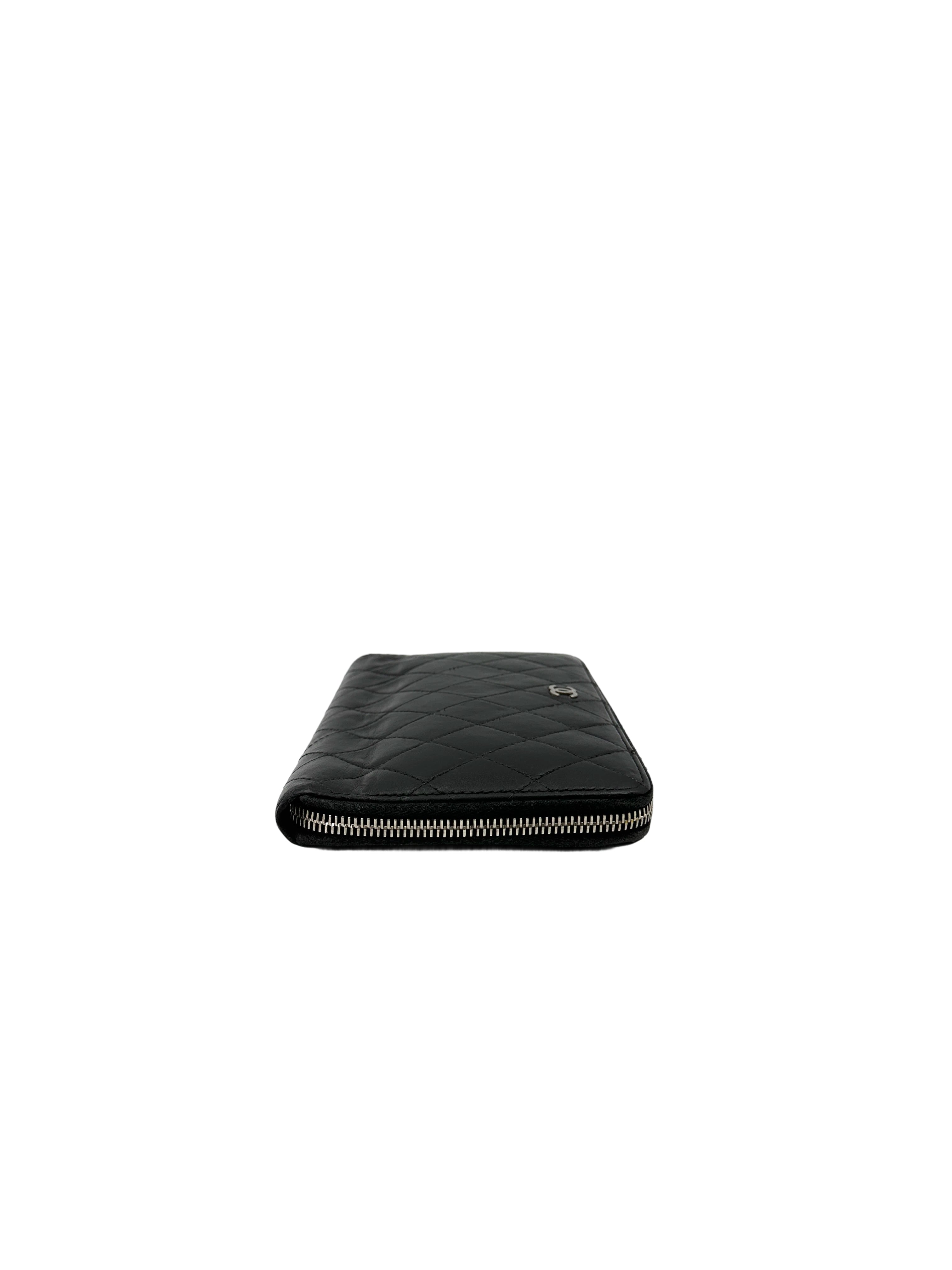 Chanel Black Matelasse Quillted Zippy Long Wallet(17***02) CC1817