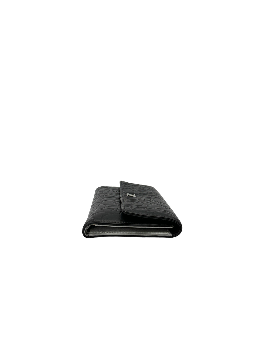 Chanel Black Camellia Embossed Leather Long Flap Wallet(16***13) CC1818