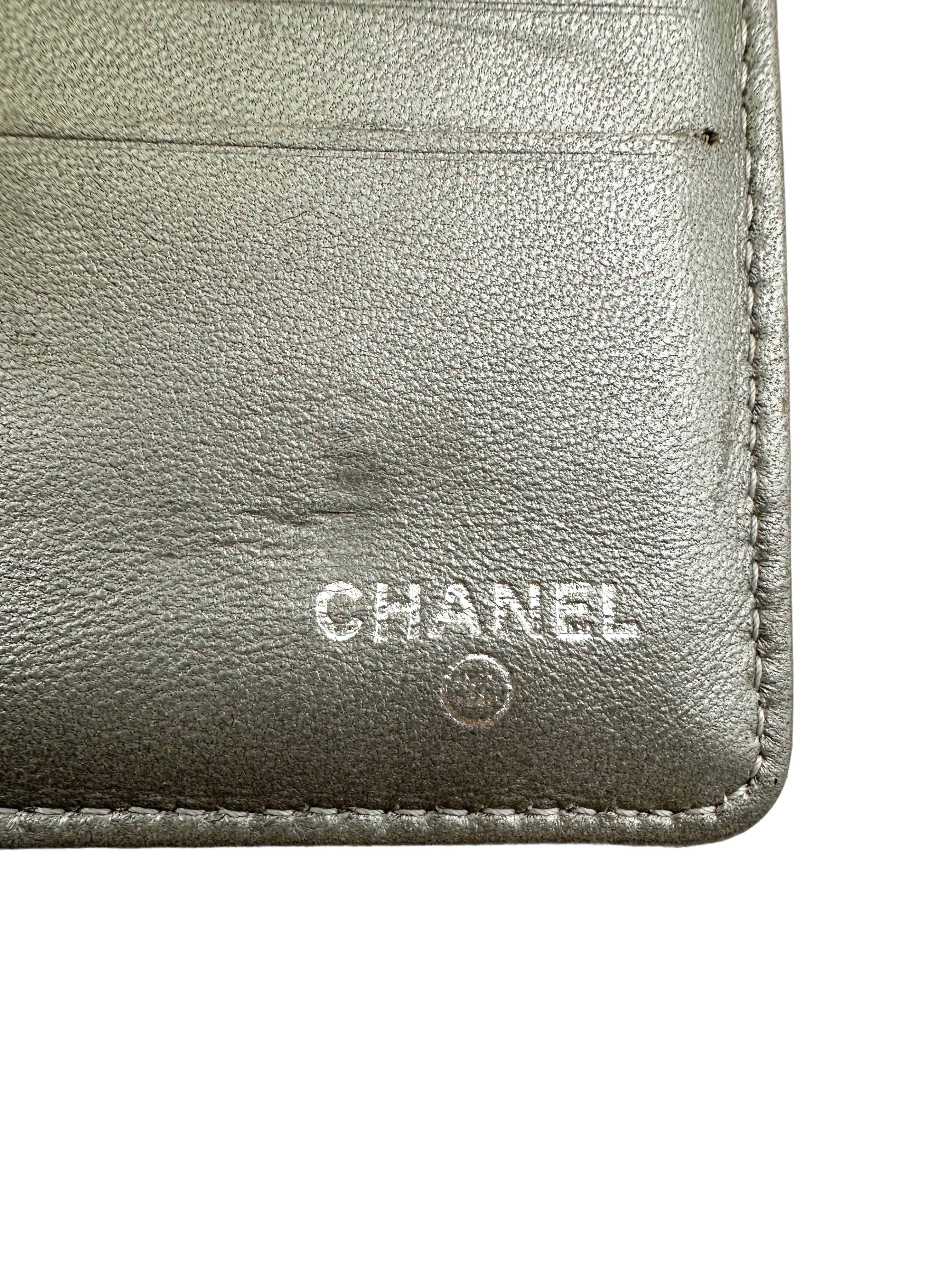Chanel Black Camellia Embossed Leather Long Flap Wallet(16***13) CC1818