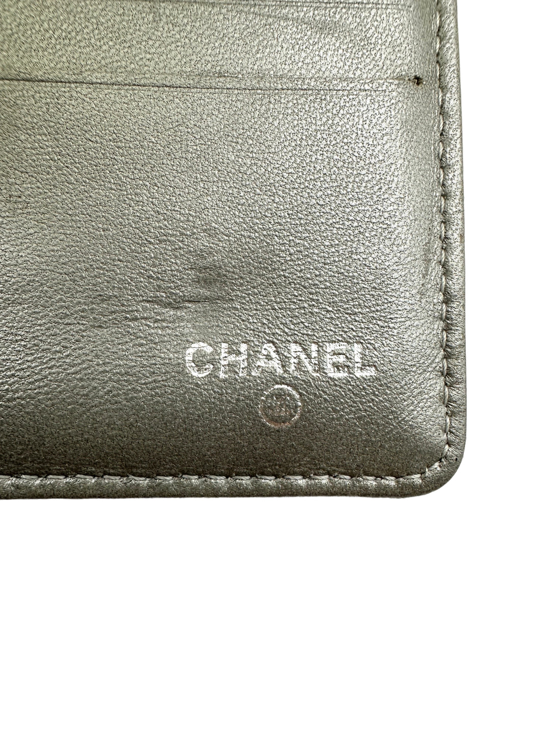 Chanel Black Camellia Embossed Leather Long Flap Wallet(16***13) CC1818
