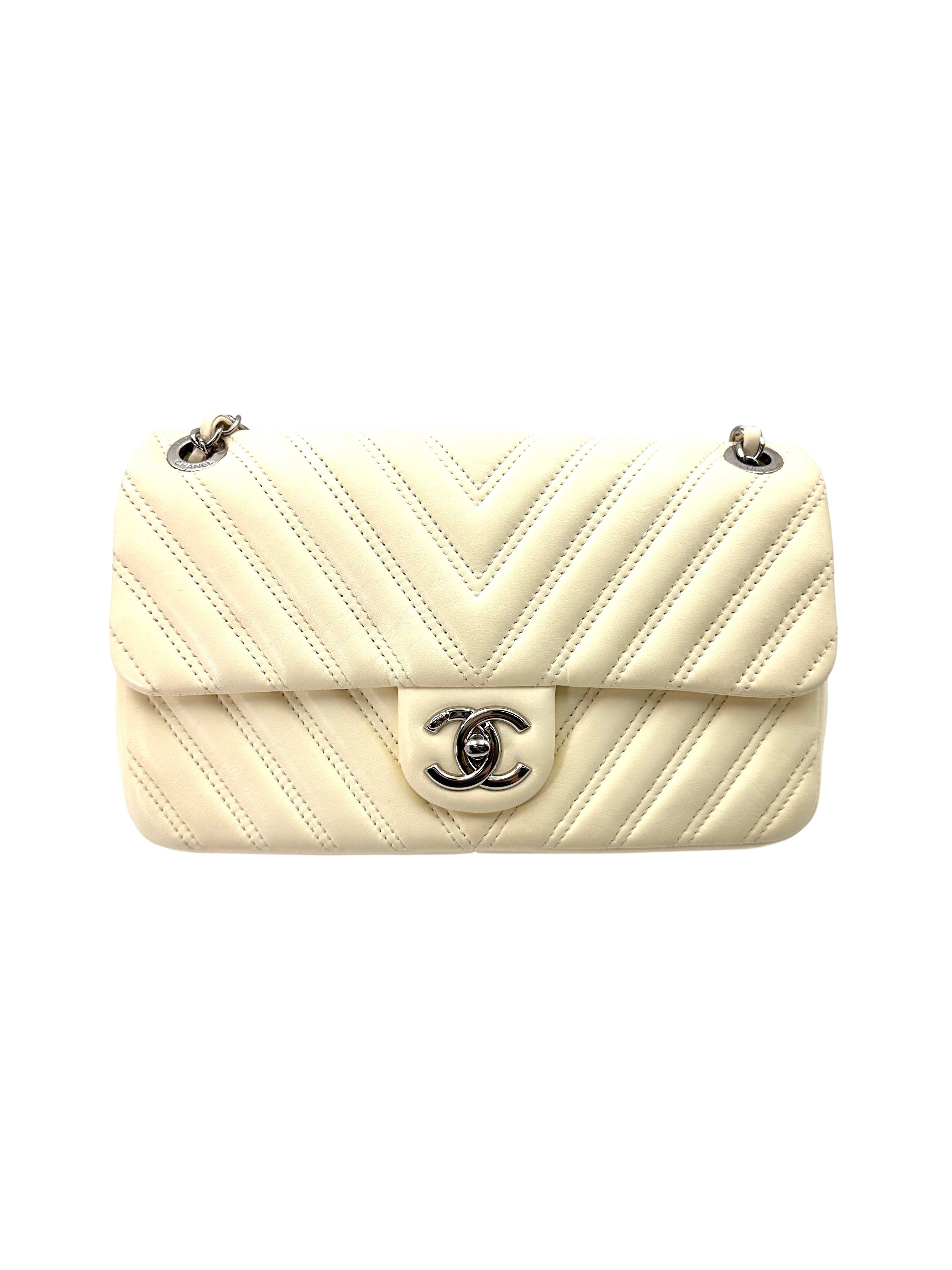 Chanel Classic Flap White Chevron Quilted Leather Flap Bag(21***41) CC1815
