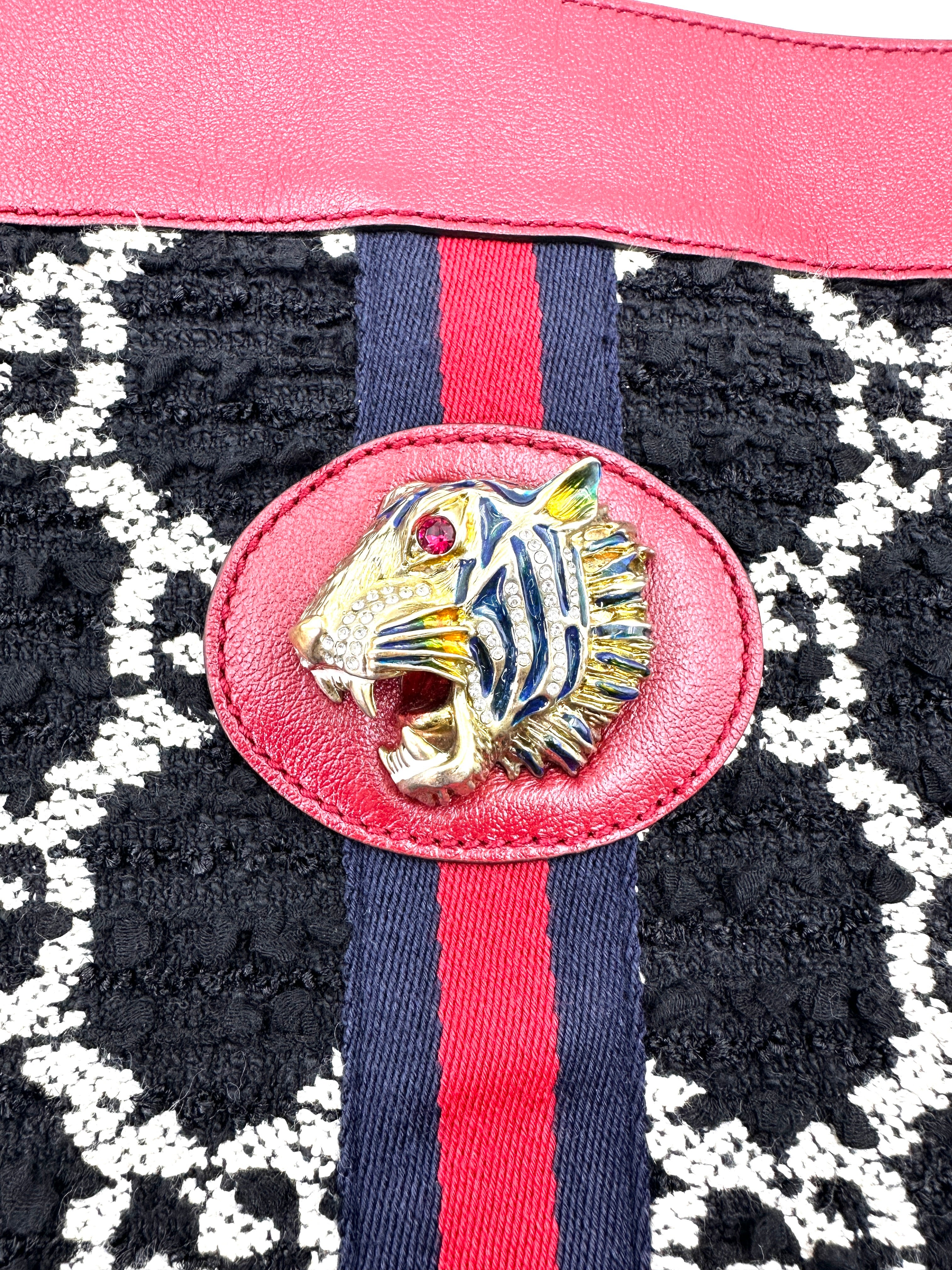Gucci Rajah Black/White Tweed Shoulder Bag With Crystal Tiger Head GG870