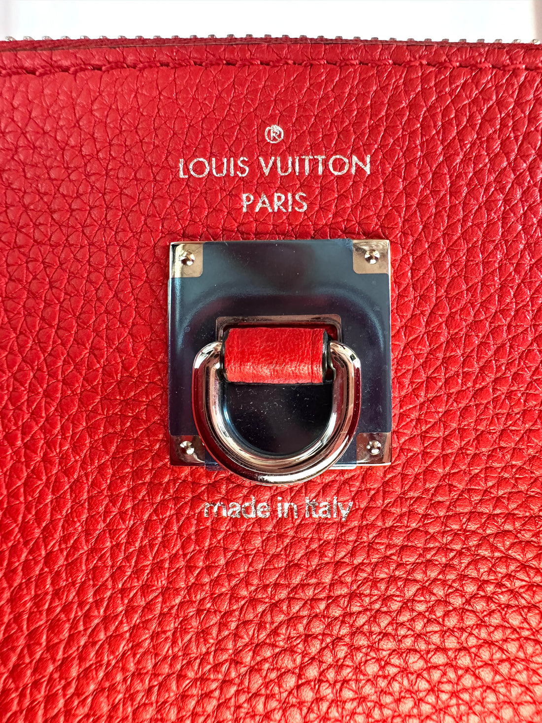 Louis Vuitton City Steamer MM Red Grained Leather Handle Bag LV2486