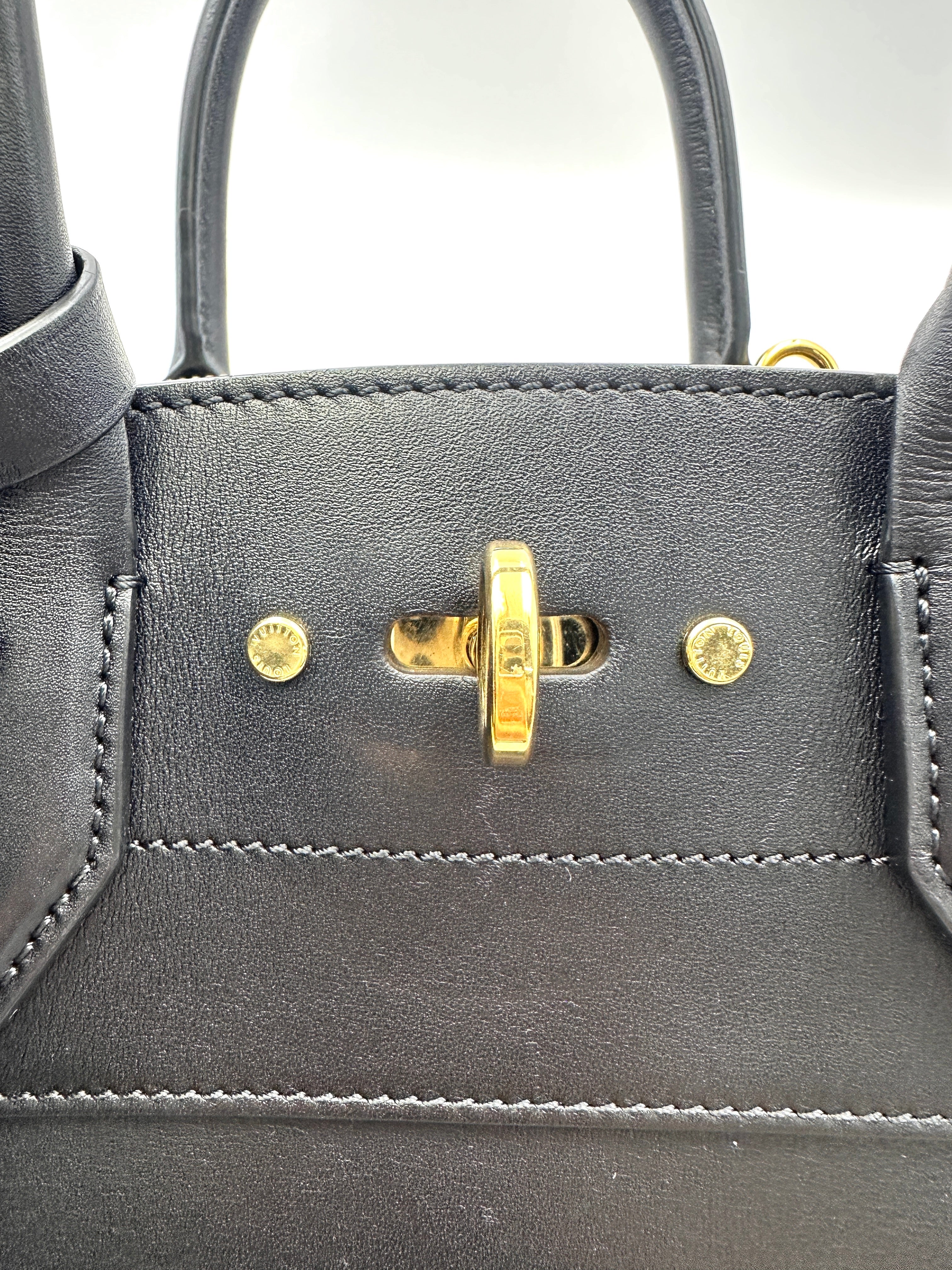 Louis Vuitton City Steamer Black Grained Leather Handle Bag LV2487