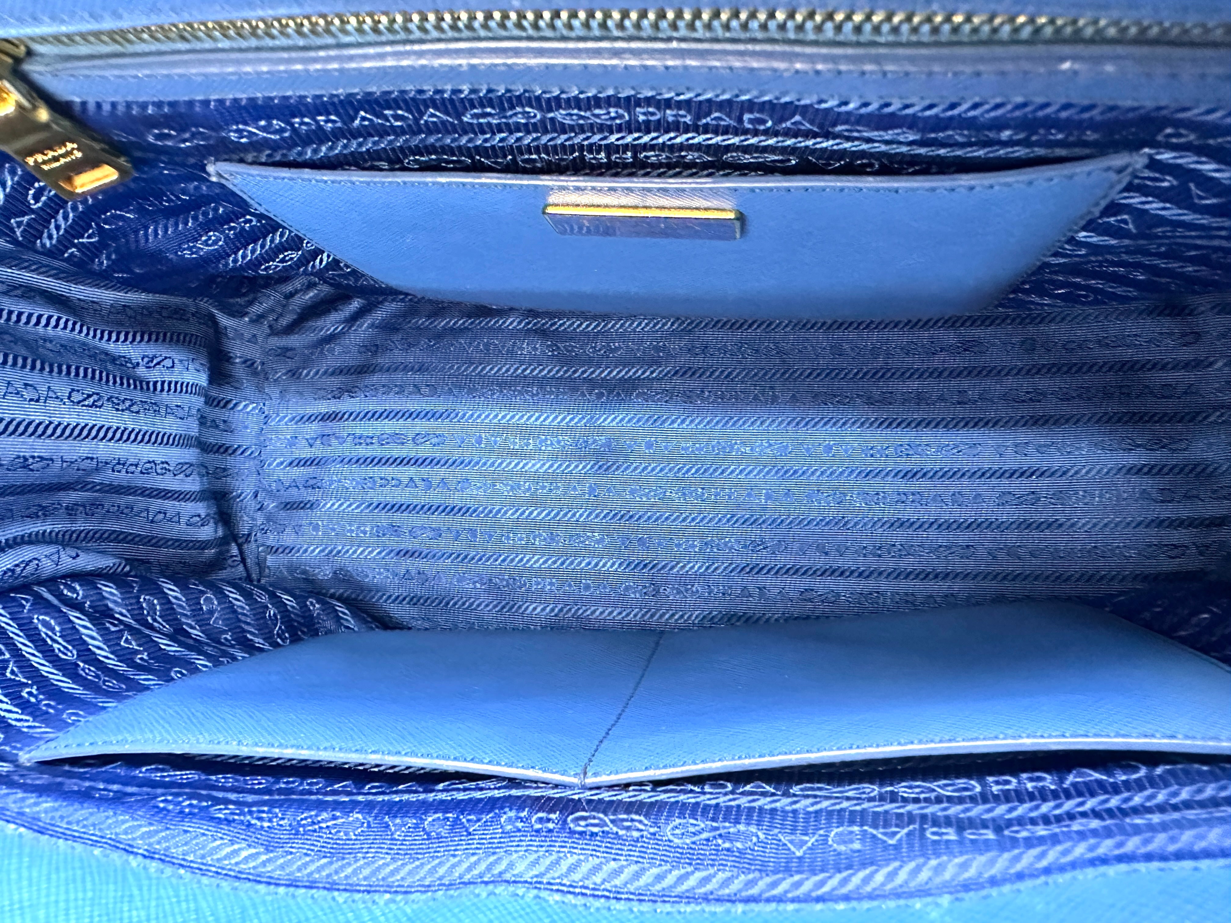 Prada Galleria Blue Saffiano Lux Leather Handle Bag PR285