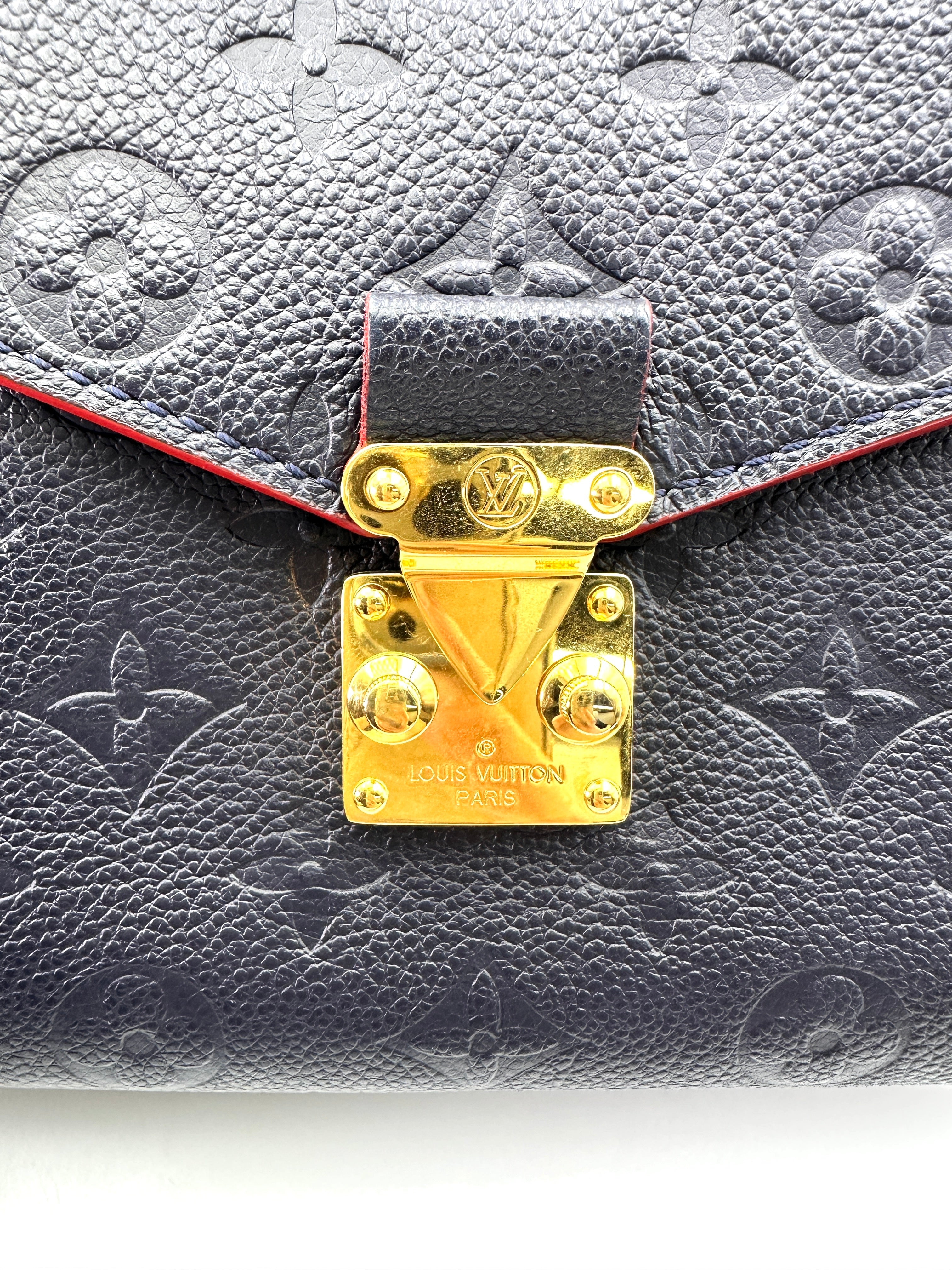 Louis Vuitton Black Monogram Empreinte Leather Pochette Metis LV2489