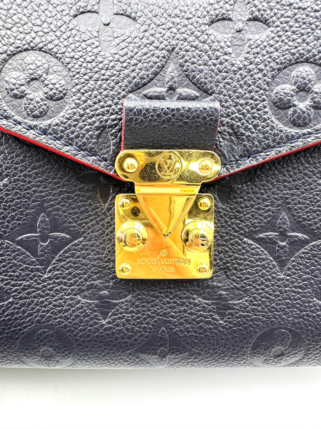 Louis Vuitton Black Monogram Empreinte Leather Pochette Metis LV2489