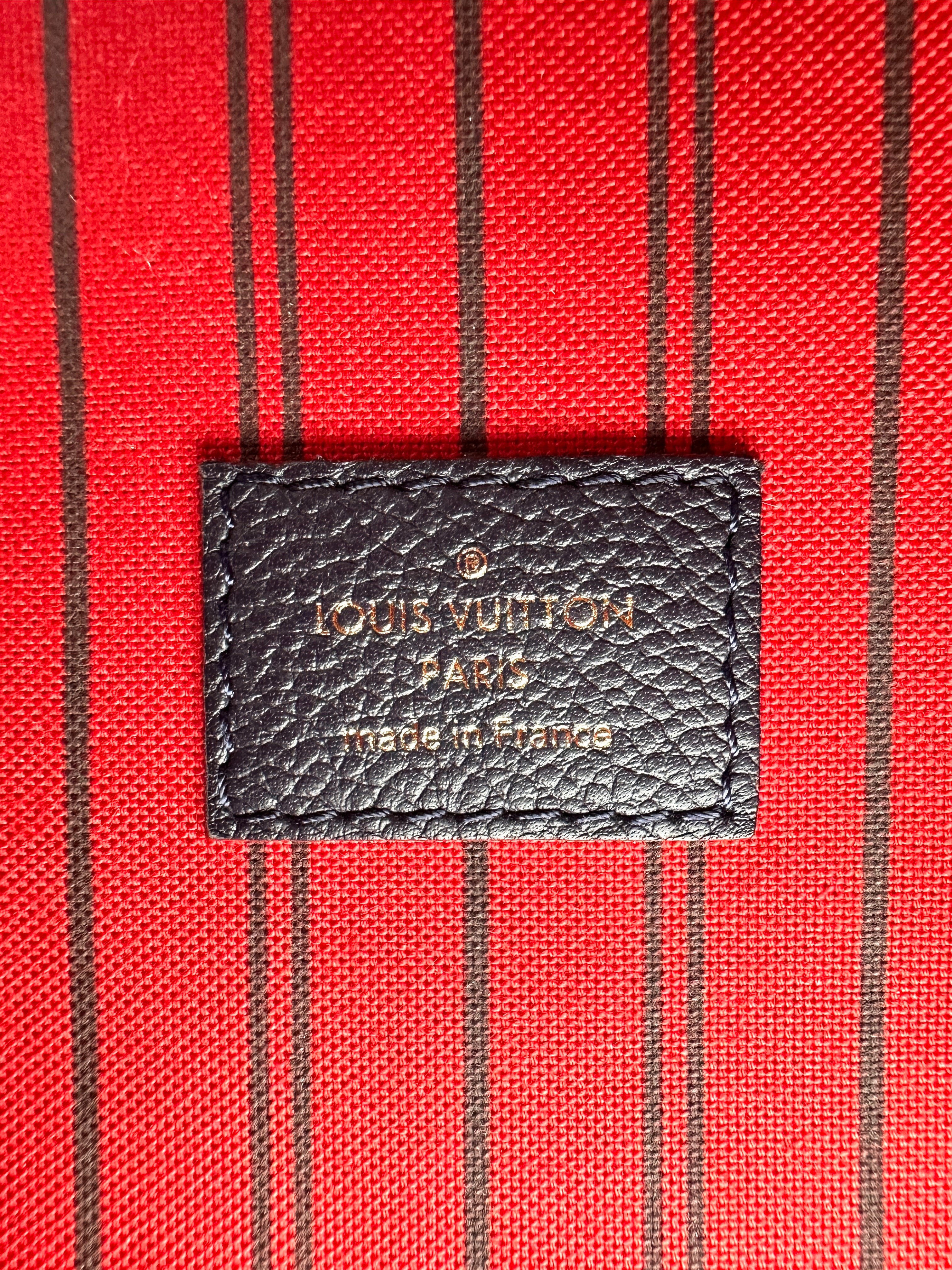 Louis Vuitton Black Monogram Empreinte Leather Pochette Metis LV2489