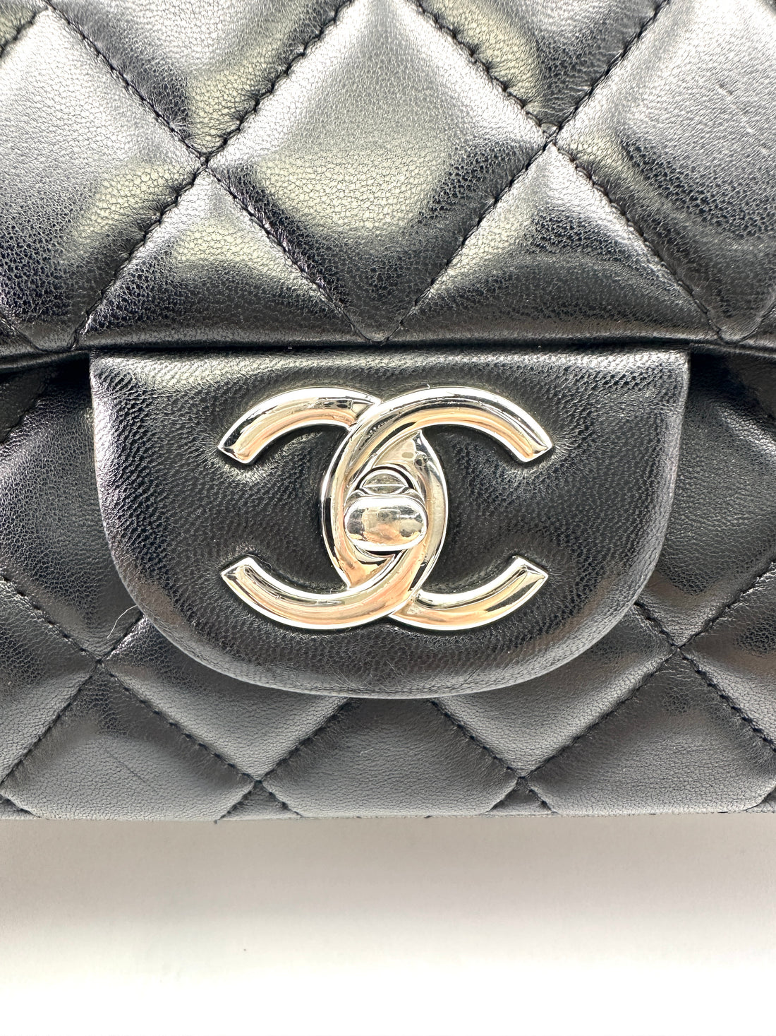 Chanel Classic Flap Black Quilted Leather Maxi Jumbo Shoulder Bag With Silver Buckle(18***02) CC1821