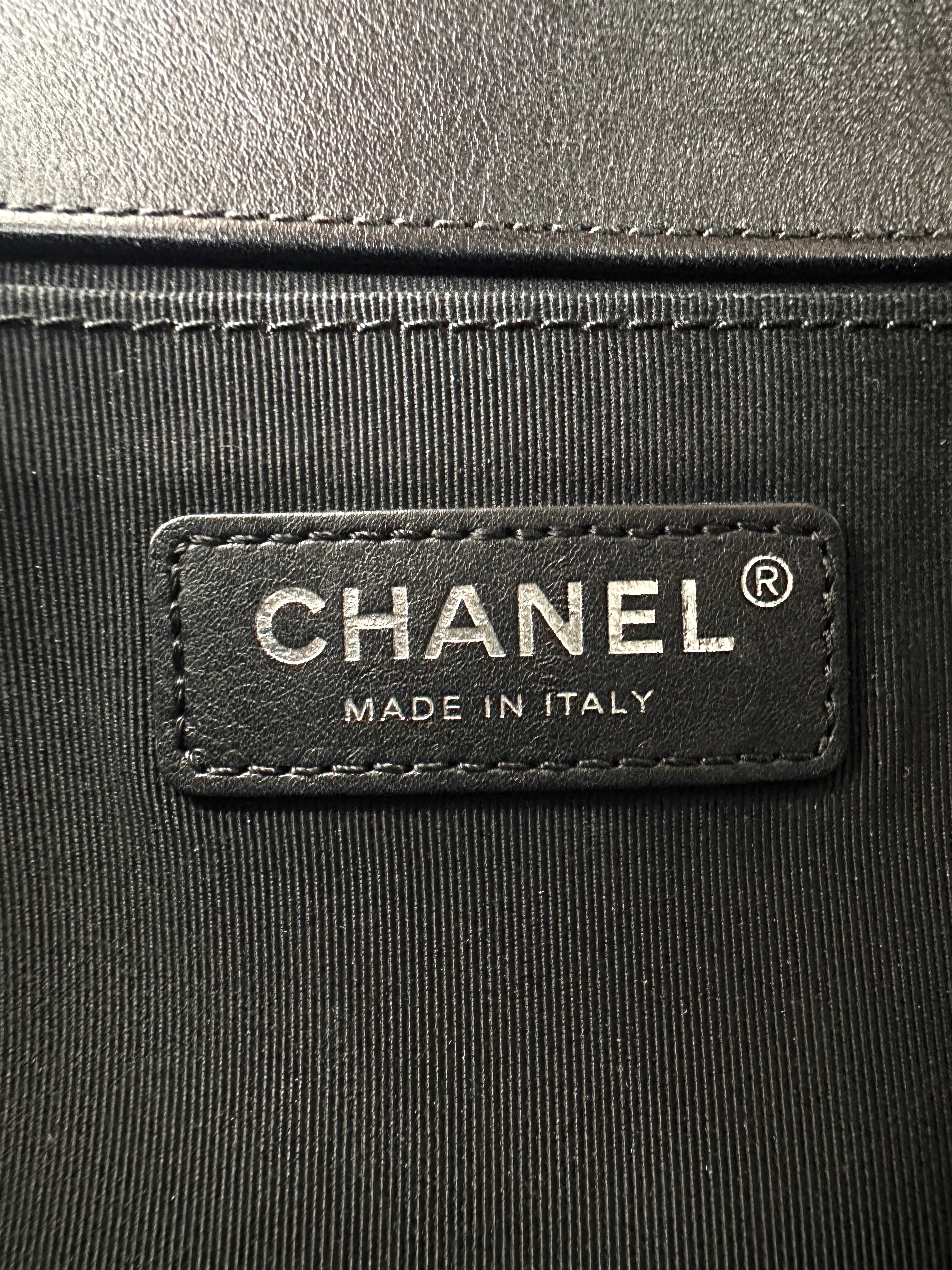 Chanel LeBoy Black Tweed With Pearl Embellishment Flap Bag With Silver Bucket(26***62) CC1822