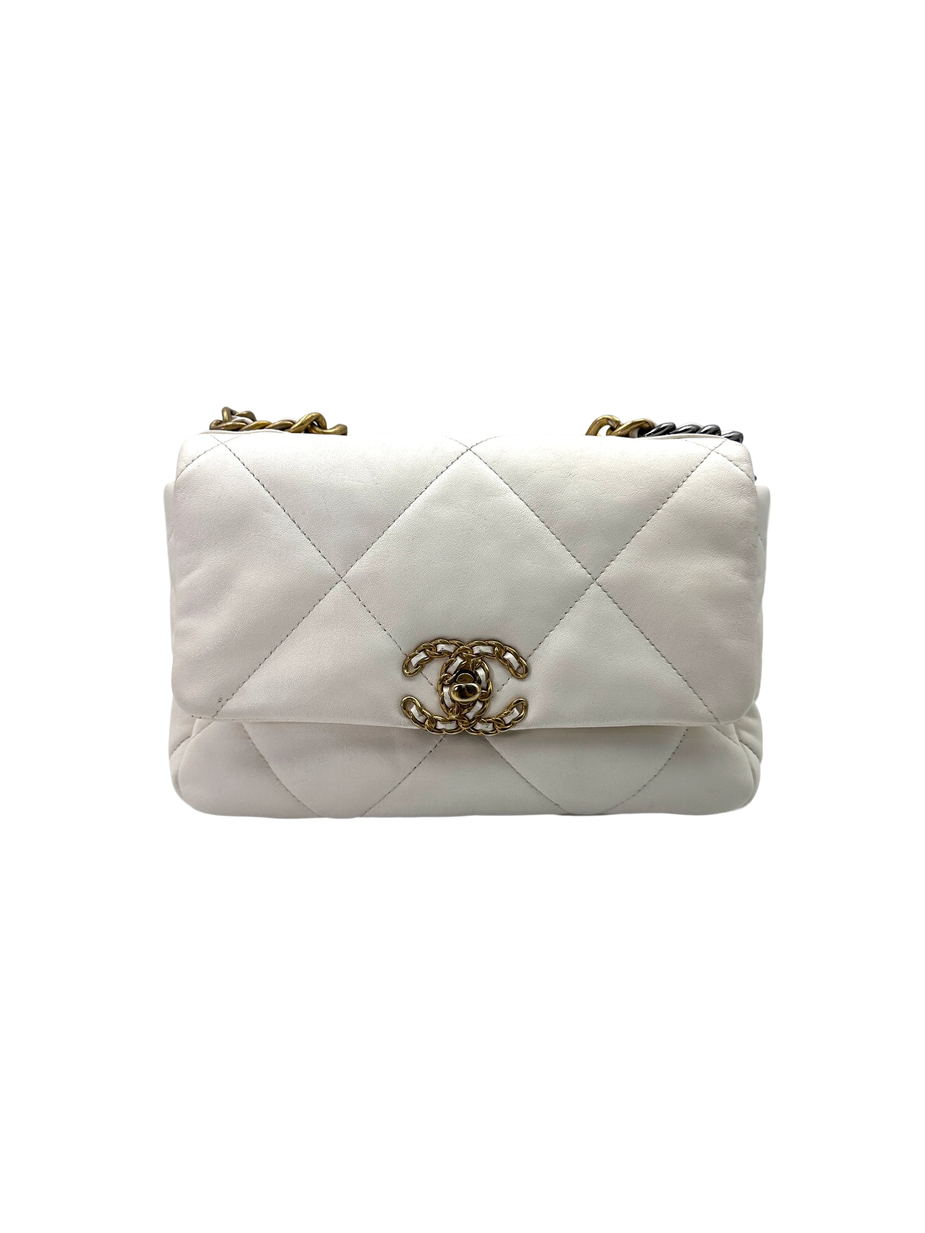 Chanel 19Bag White Quilted Leather Small Size Flap Bag With Gold Hardware(30***60) CC1824