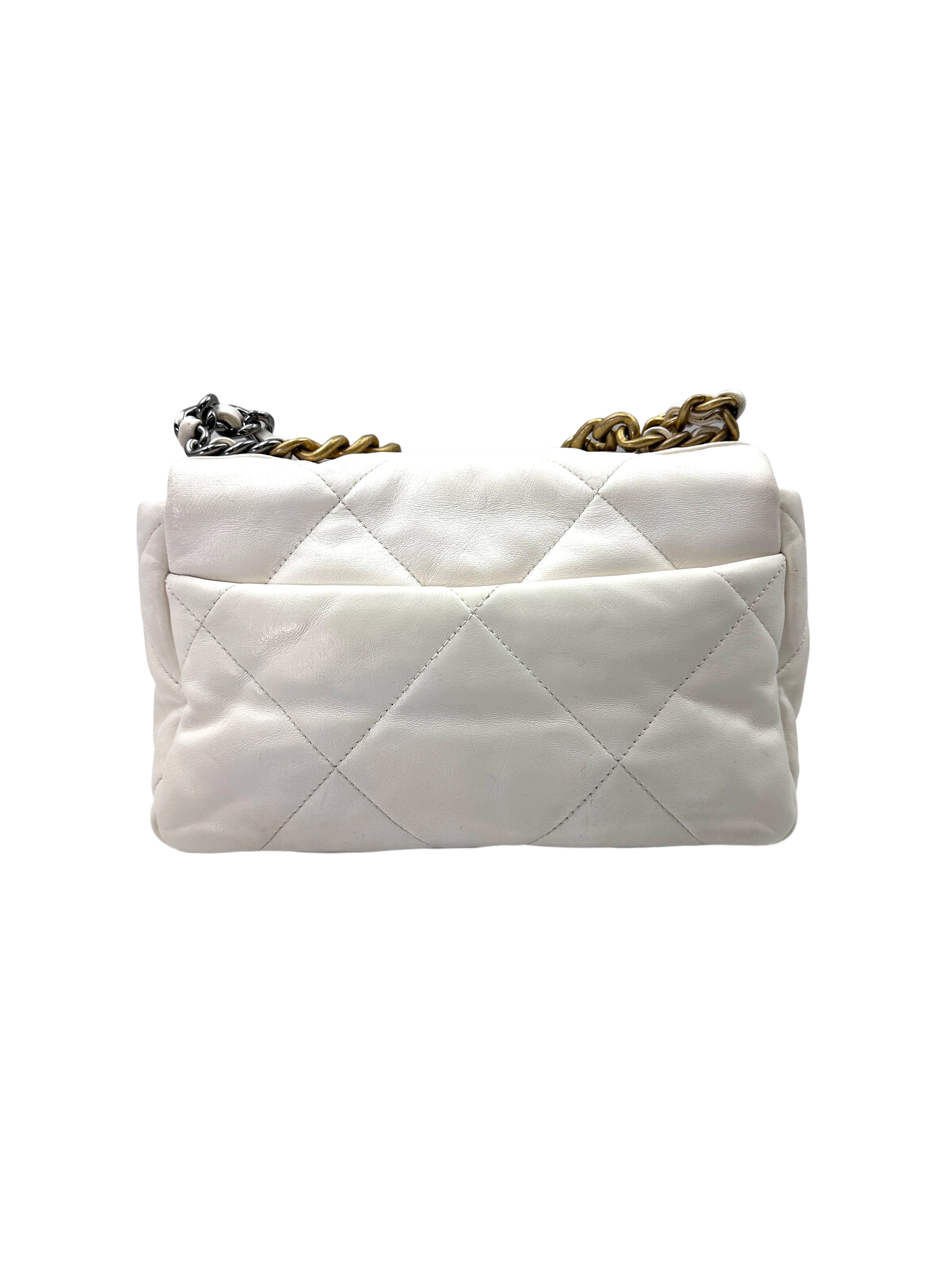 Chanel 19Bag White Quilted Leather Small Size Flap Bag With Gold Hardware(30***60) CC1824
