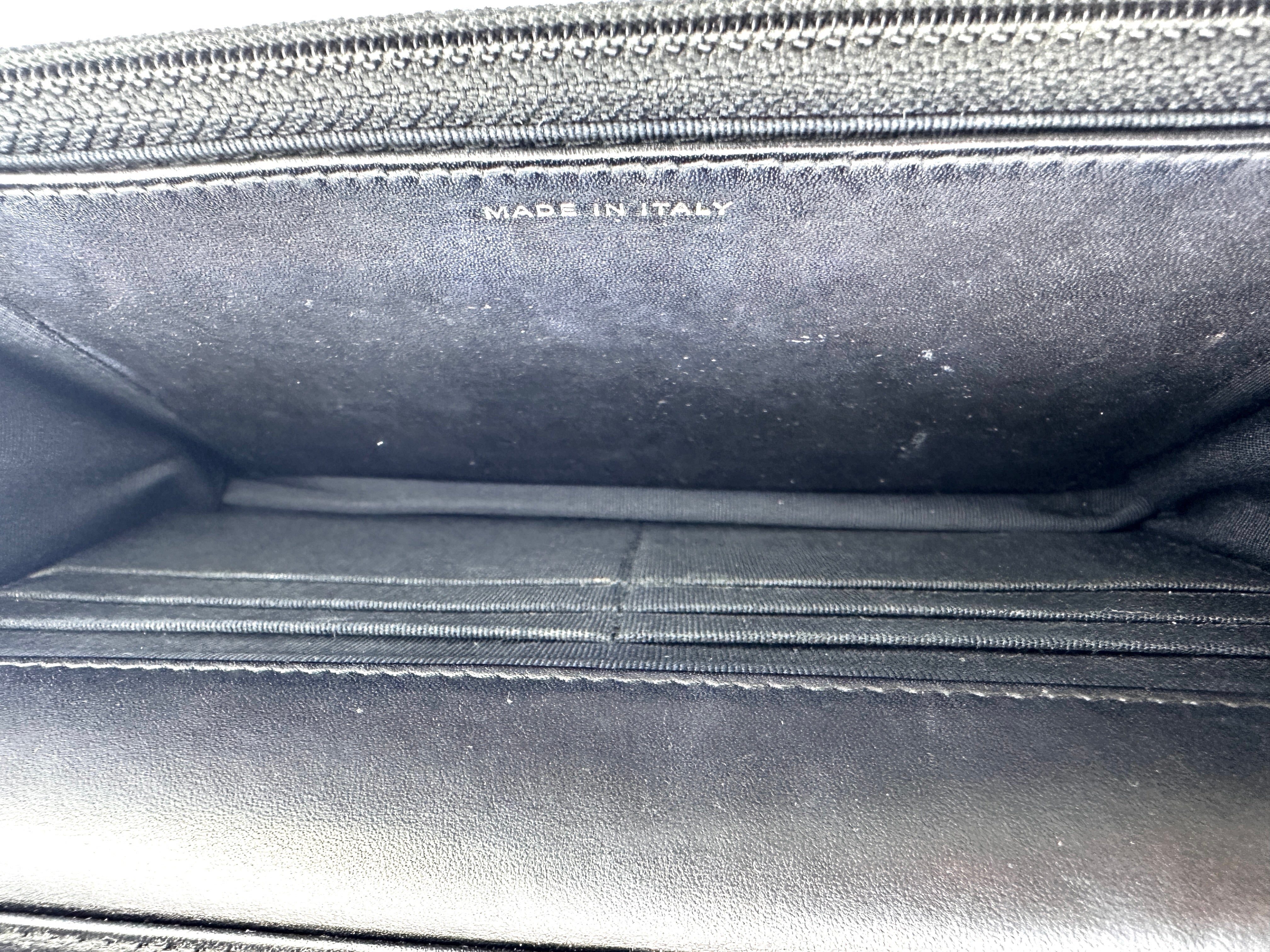 Chanel Black Quilted Patent Leather Wallet On Chain(19***13) CC1836