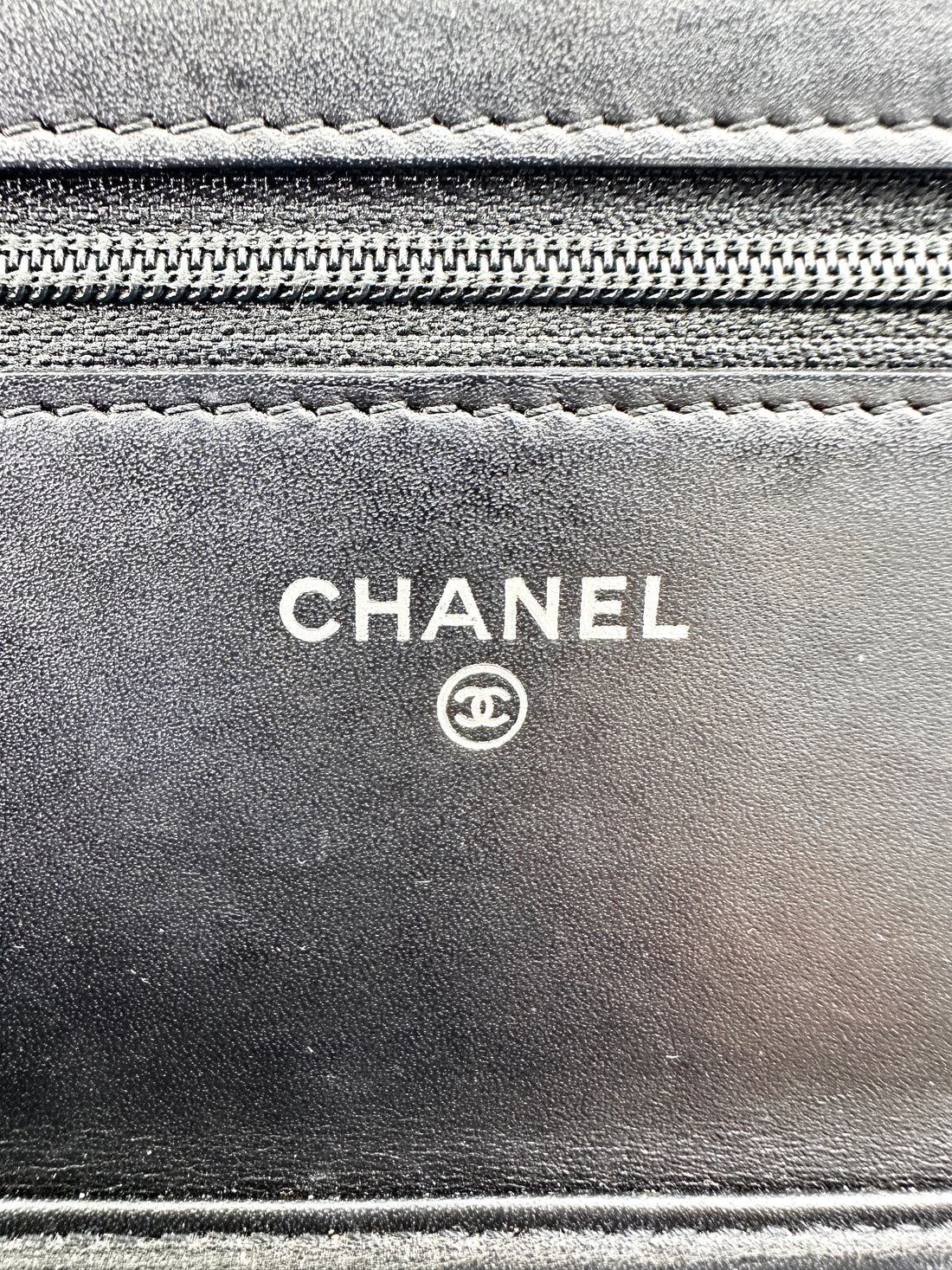 Chanel Black Quilted Patent Leather Wallet On Chain(19***13) CC1836