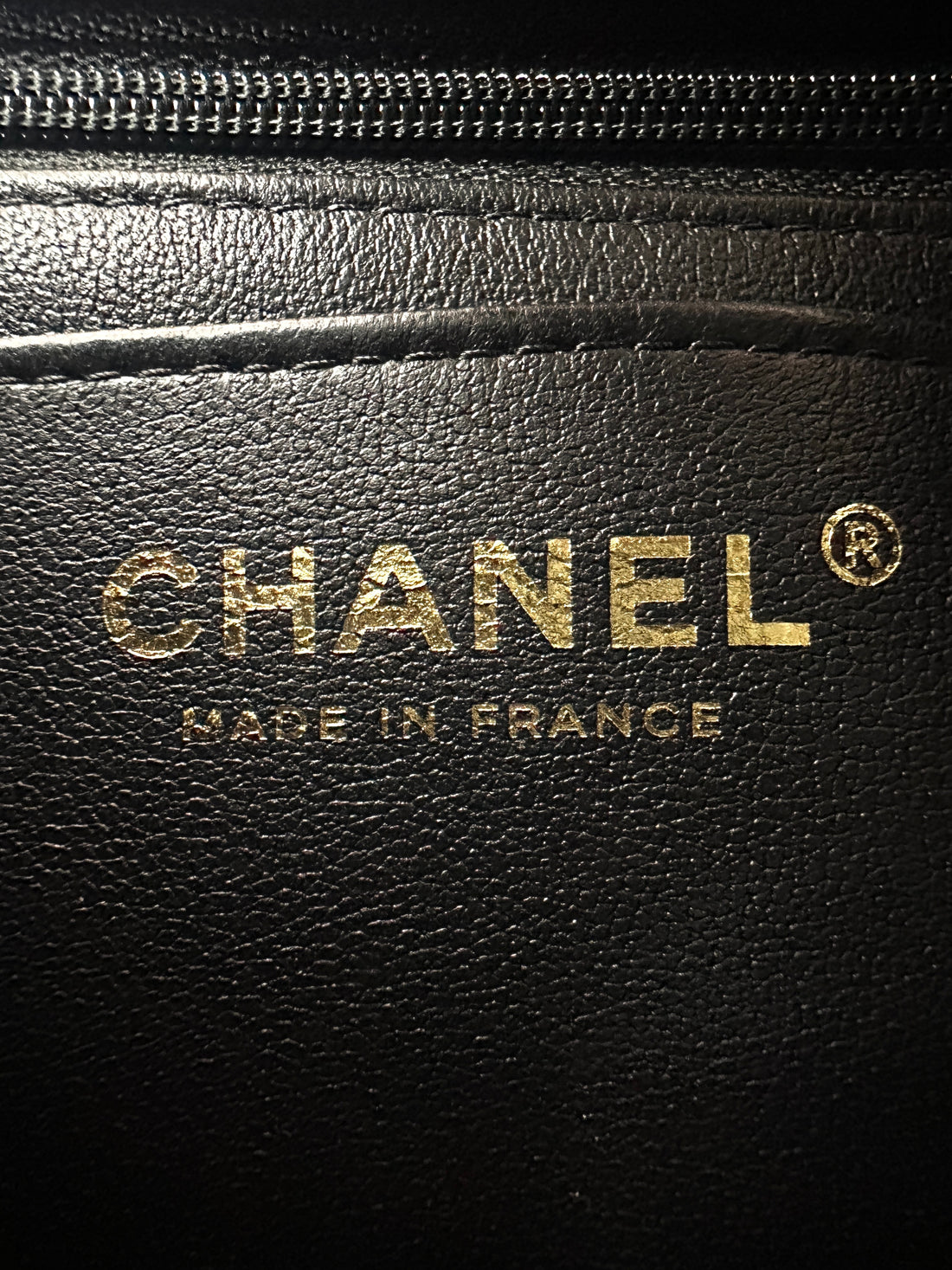 Chanel 23P Black Chocolate Bar Flap Bag With Gold Hardware(N0***71) CC1826