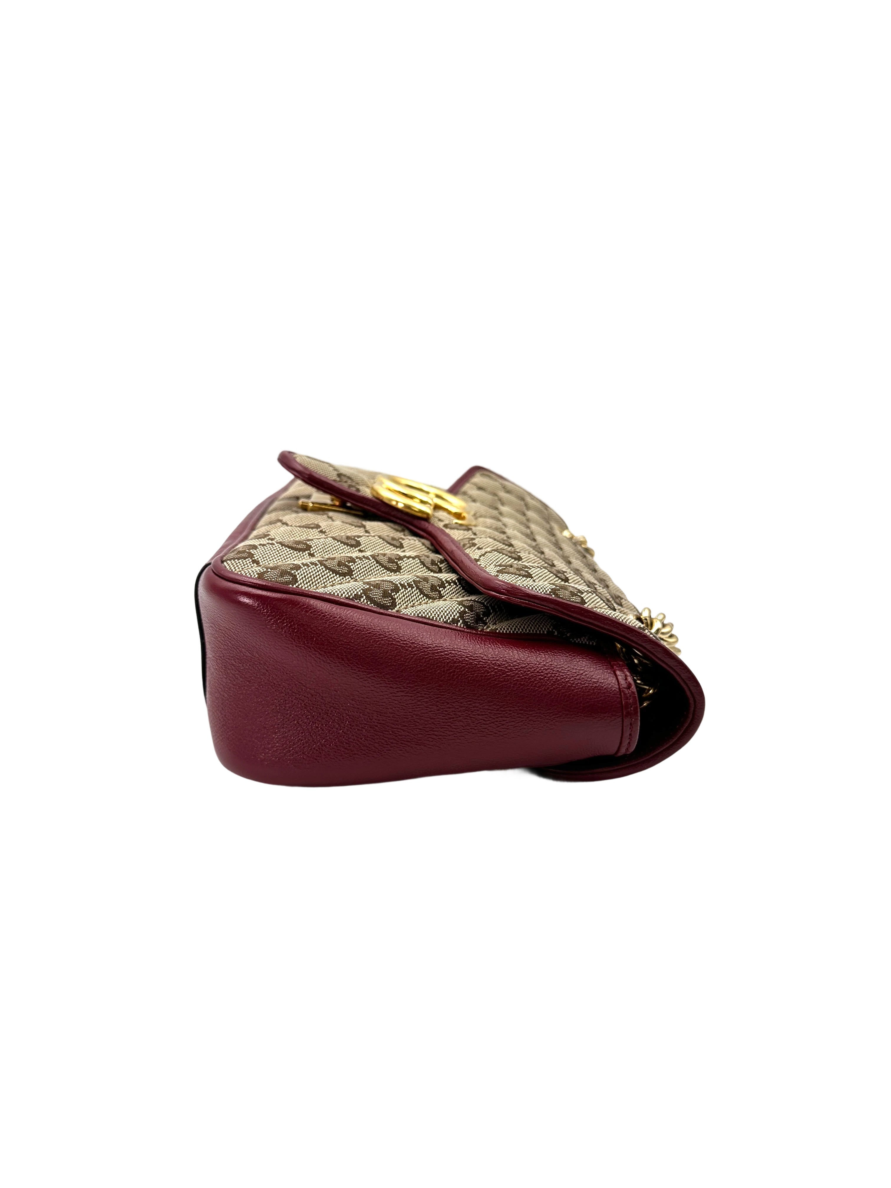Gucci GG Marmont Beige Canvas Shoulder Bag With Red Trim GG887