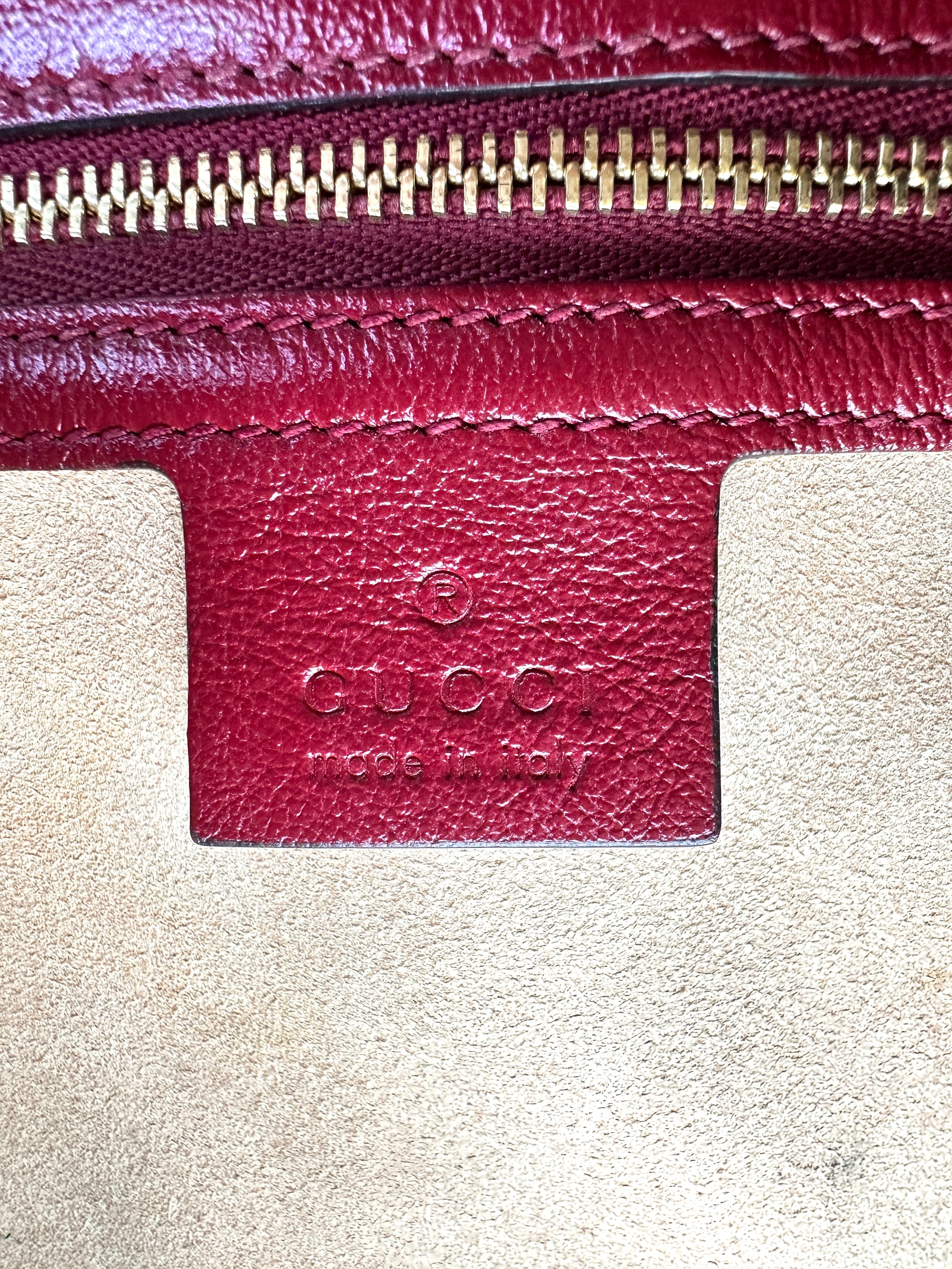 Gucci GG Marmont Beige Canvas Shoulder Bag With Red Trim GG887