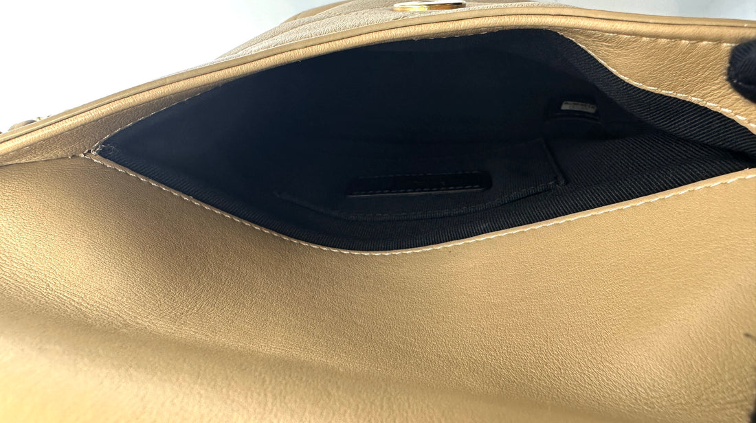 Chanel 21S Beige Quilted Leather Hobo Bag(31***78) IRIS188