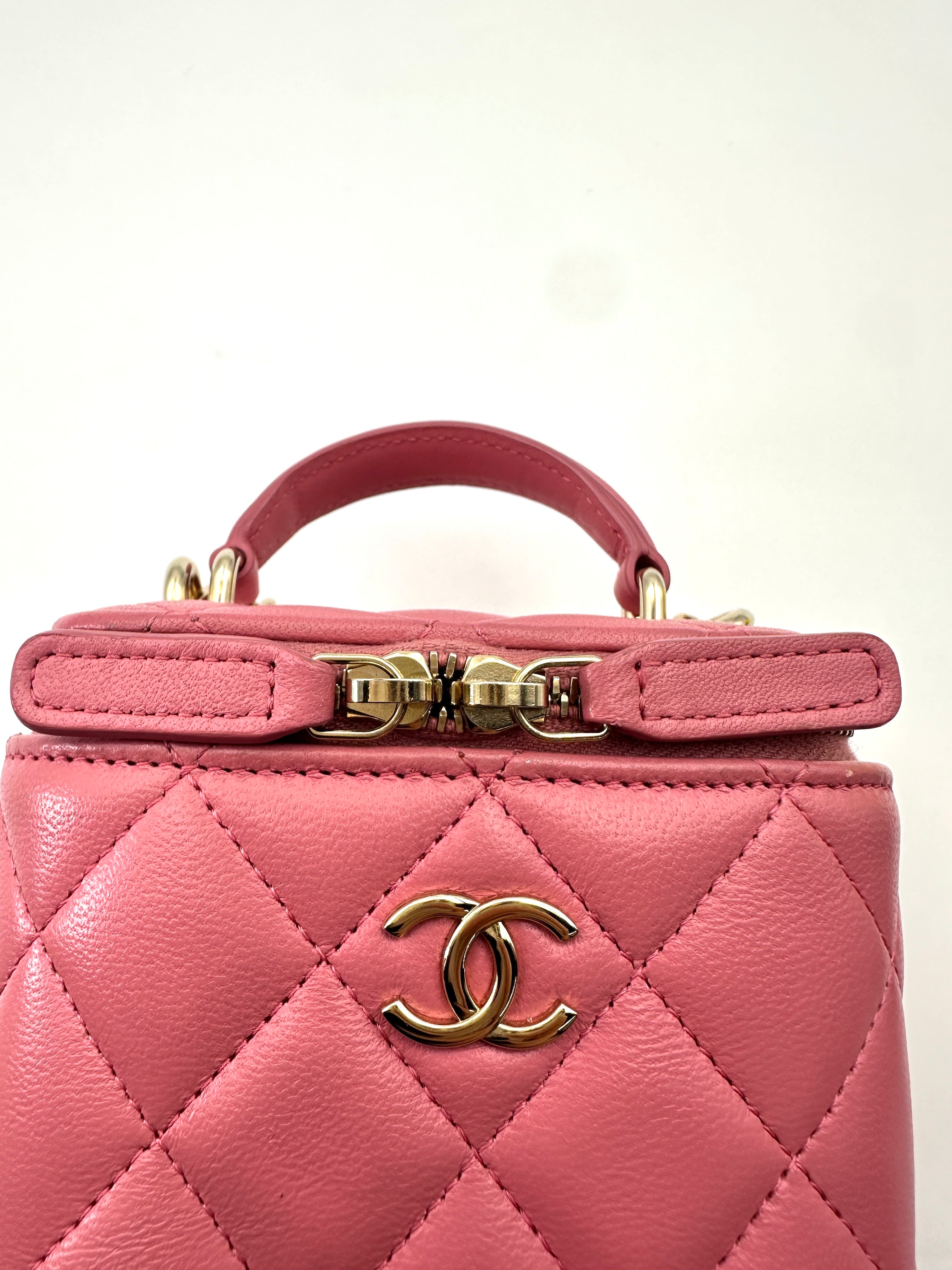 Chanel 22A Pink Quilted Lambskin Top Handle Vanity Case(EE***7C) CC1837