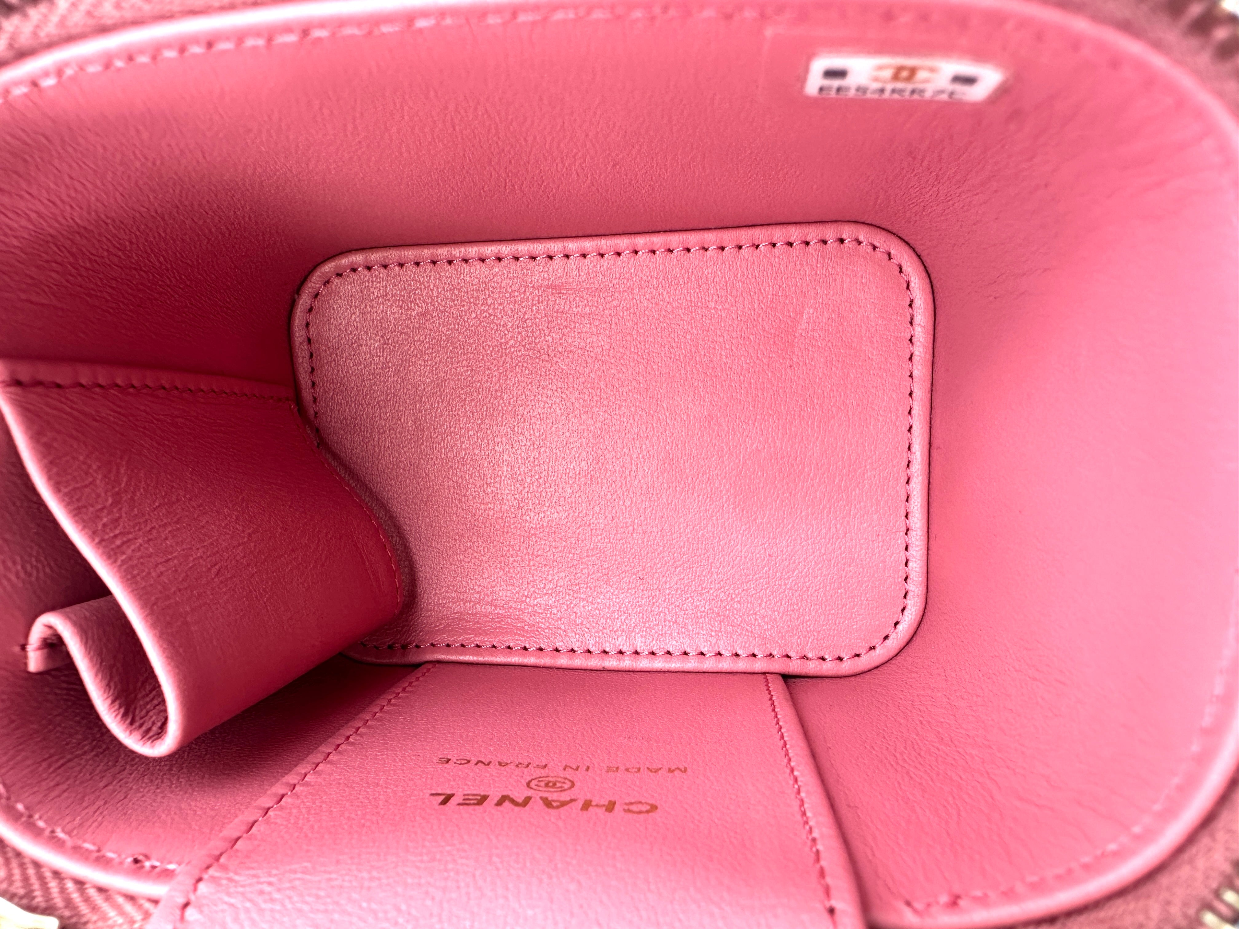 Chanel 22A Pink Quilted Lambskin Top Handle Vanity Case(EE***7C) CC1837