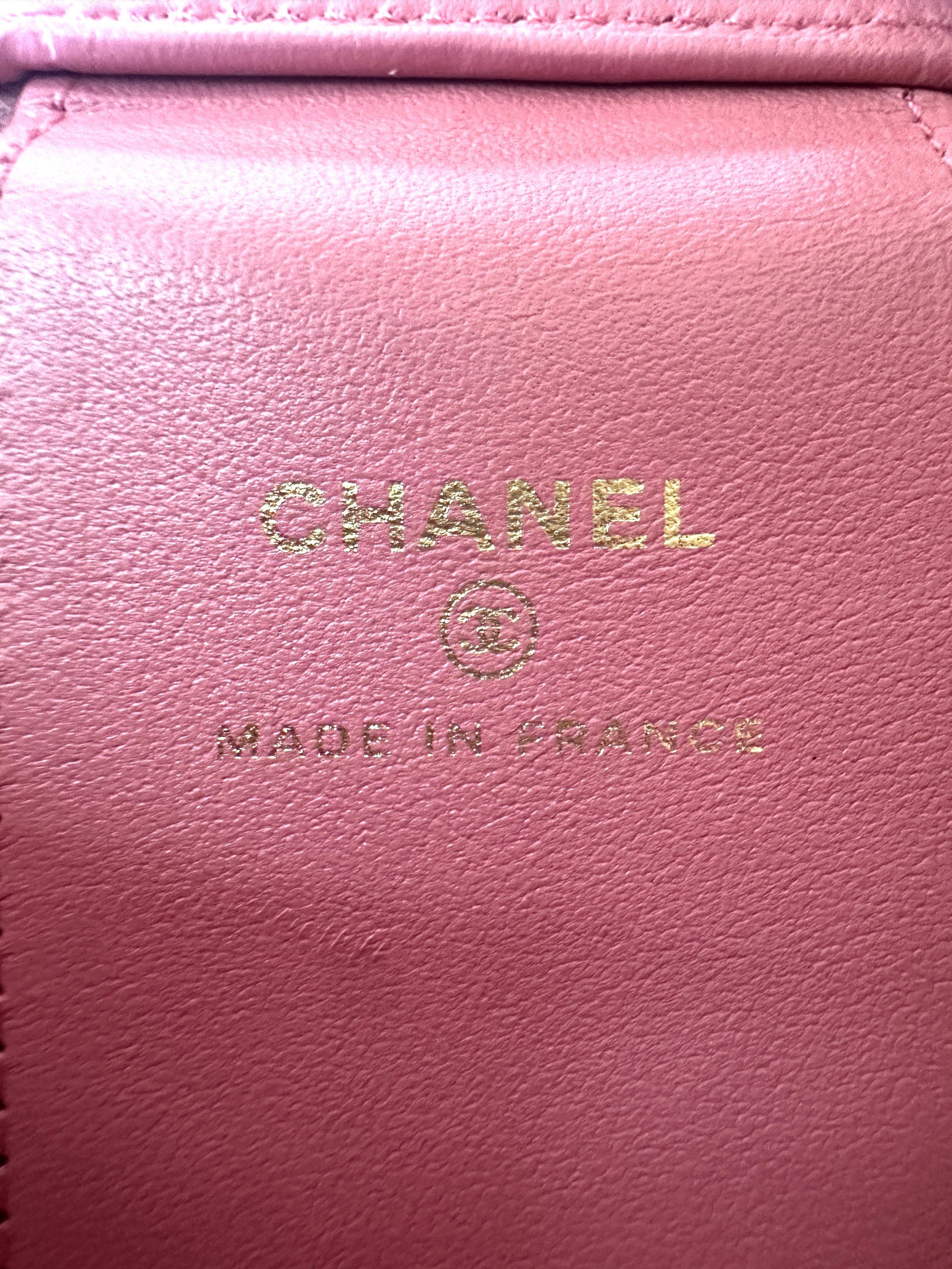 Chanel 22A Pink Quilted Lambskin Top Handle Vanity Case(EE***7C) CC1837