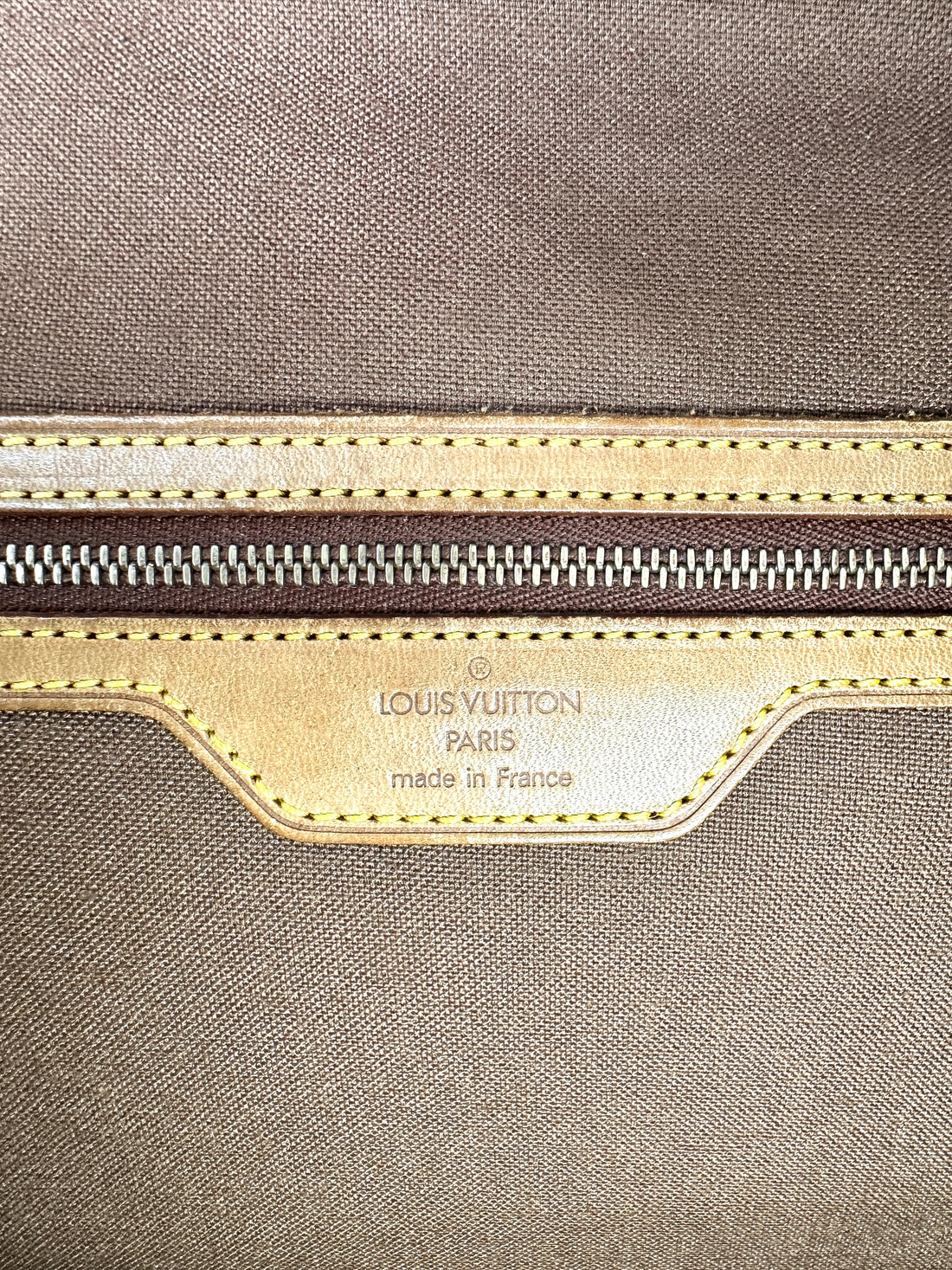 Louis Vuitton Beverly Monogram Canvas Shoulder Bag LV2496