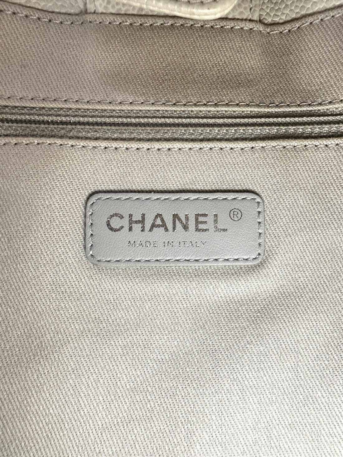 Chanel Deauville White Small Size Tote Handle Bag(22***22) CC1829