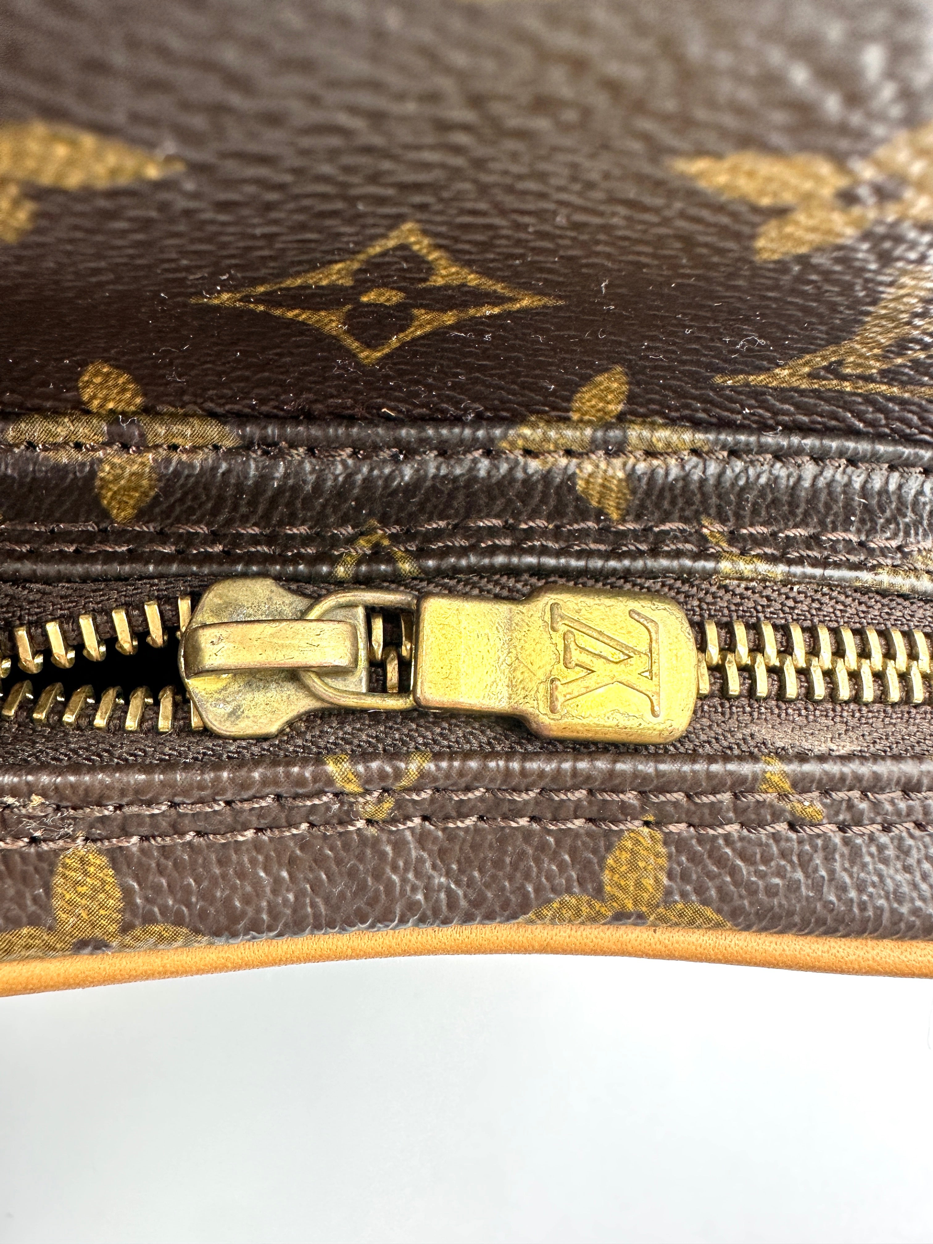 Louis Vuitton Amazone Monogram Canvas Shoulder Bag LV2501