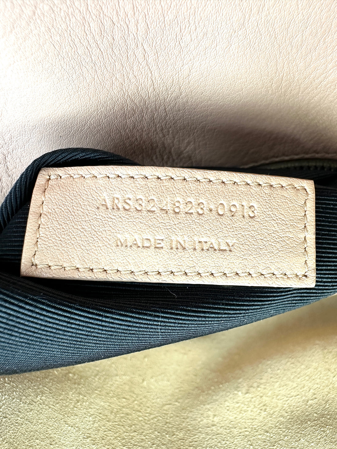 Saint Laurent Sac de Jour Pink Leather Handle Bag SL191