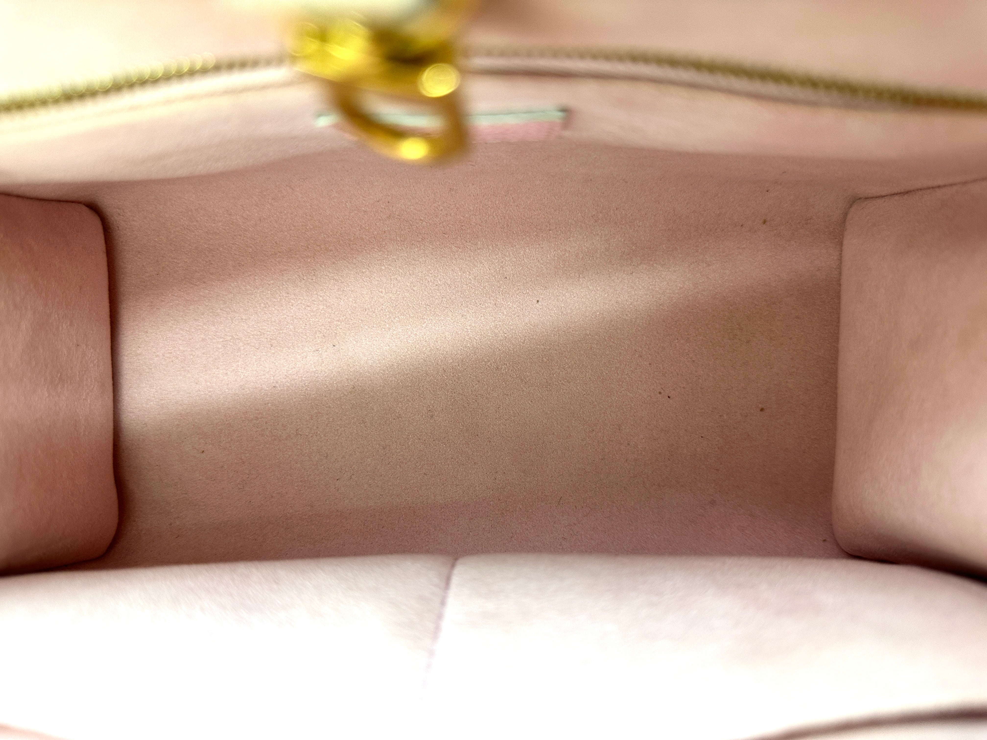 Louis Vuitton Summer Stardust OnTheGo PM Pink Empreinte Leather Handle Bag LV2508
