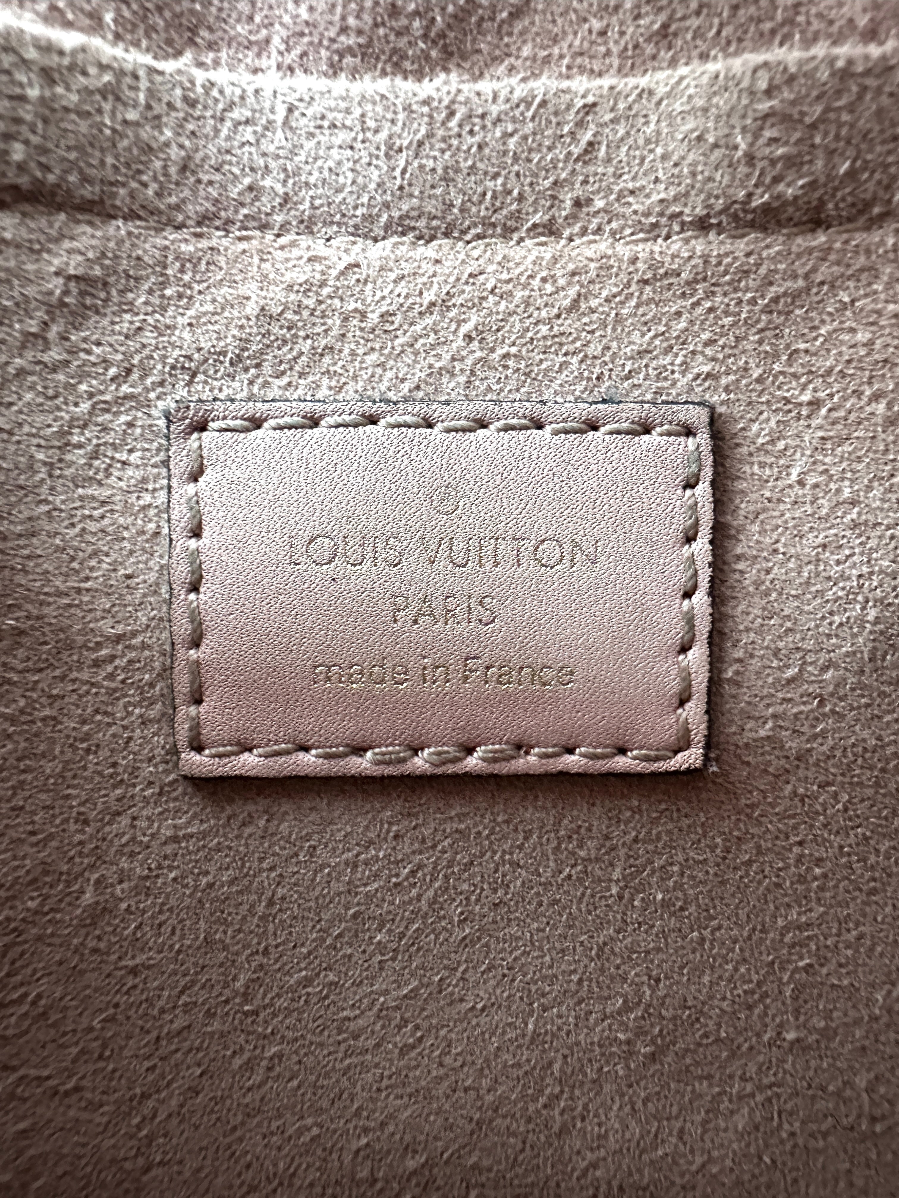Louis Vuitton Locky Monogram Canvas & Pink Leather Handle Bag LV2518