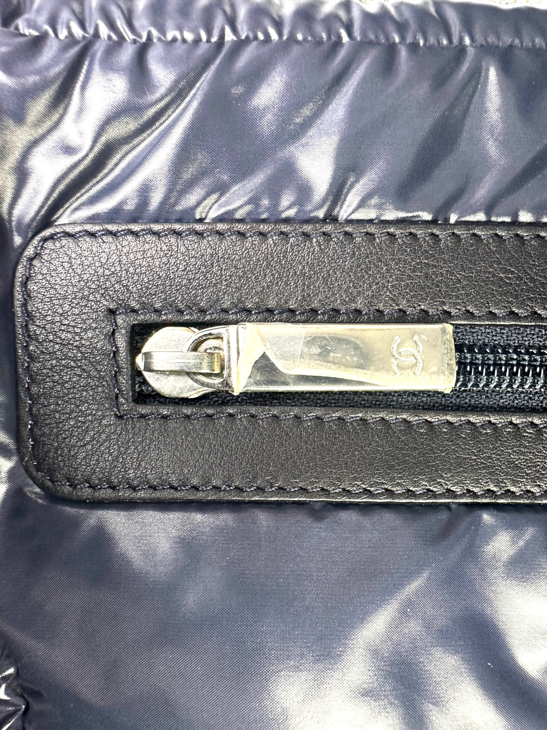 Chanel Coco Cocoon Silver Quilted Puffy Leather Handle Bag(15***55) CC1838